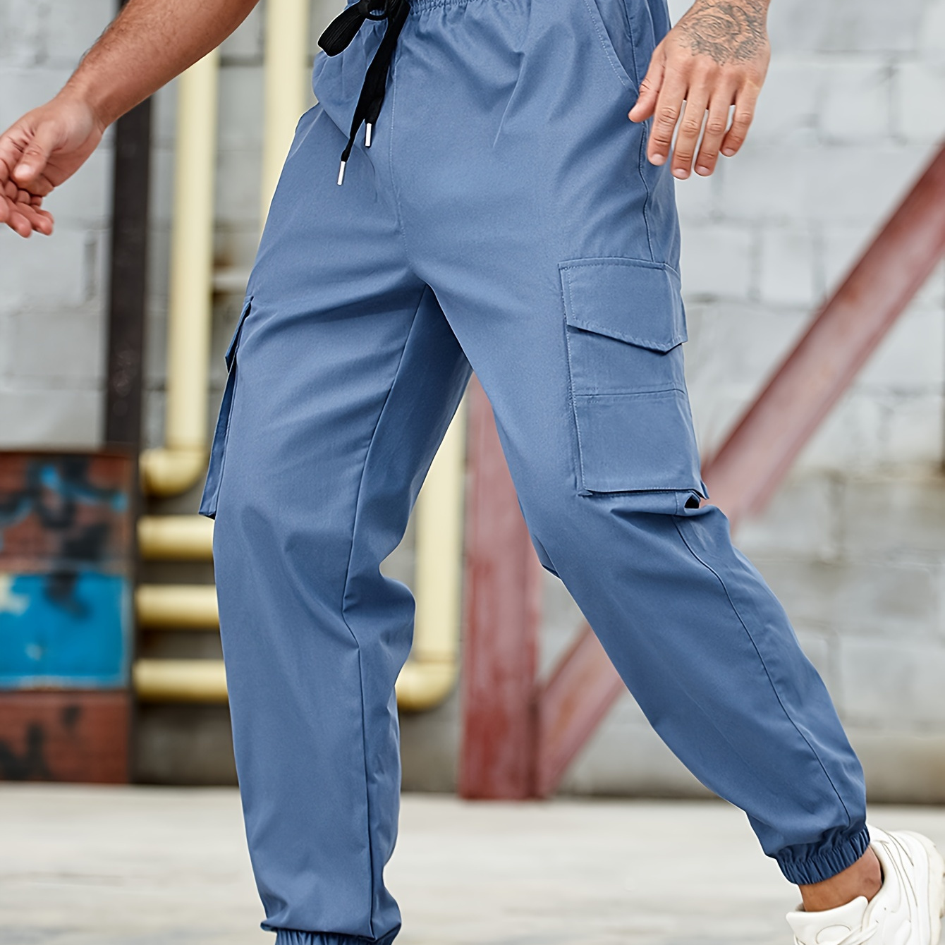 Trendy Cargo Pants, Men's Multi Flap Pocket Trousers, Loose Casual Drawstring Outdoor Work Pants For Men
Trendy Cargo Pants, Men's Multi Flap Pocket Trousers, Loose Casual Drawstring Outdoor Work Pants For Men