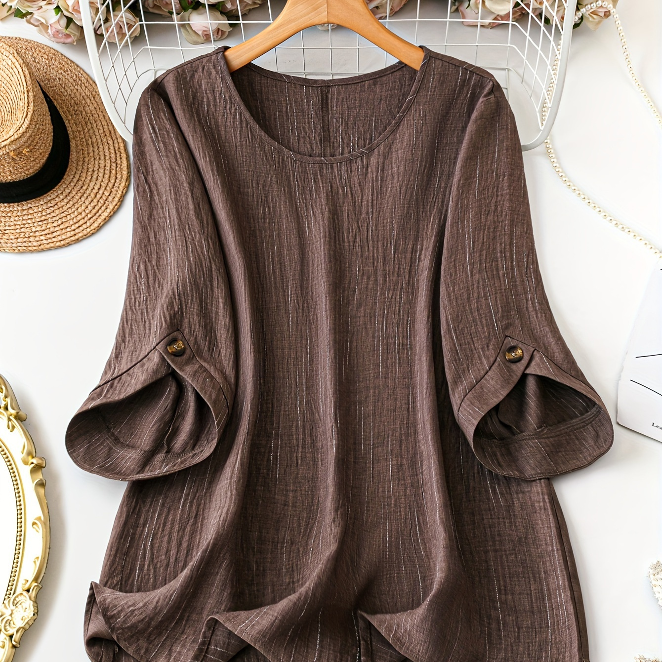 Size Women's Blouse - Solid Color, Crew Neck With Button Detail, Non-stretch Polyester & Elastane , Spring/summer
Size Women's Blouse - Solid Color, Crew Neck With Button Detail, Non-stretch Polyester & Elastane , Spring/summer