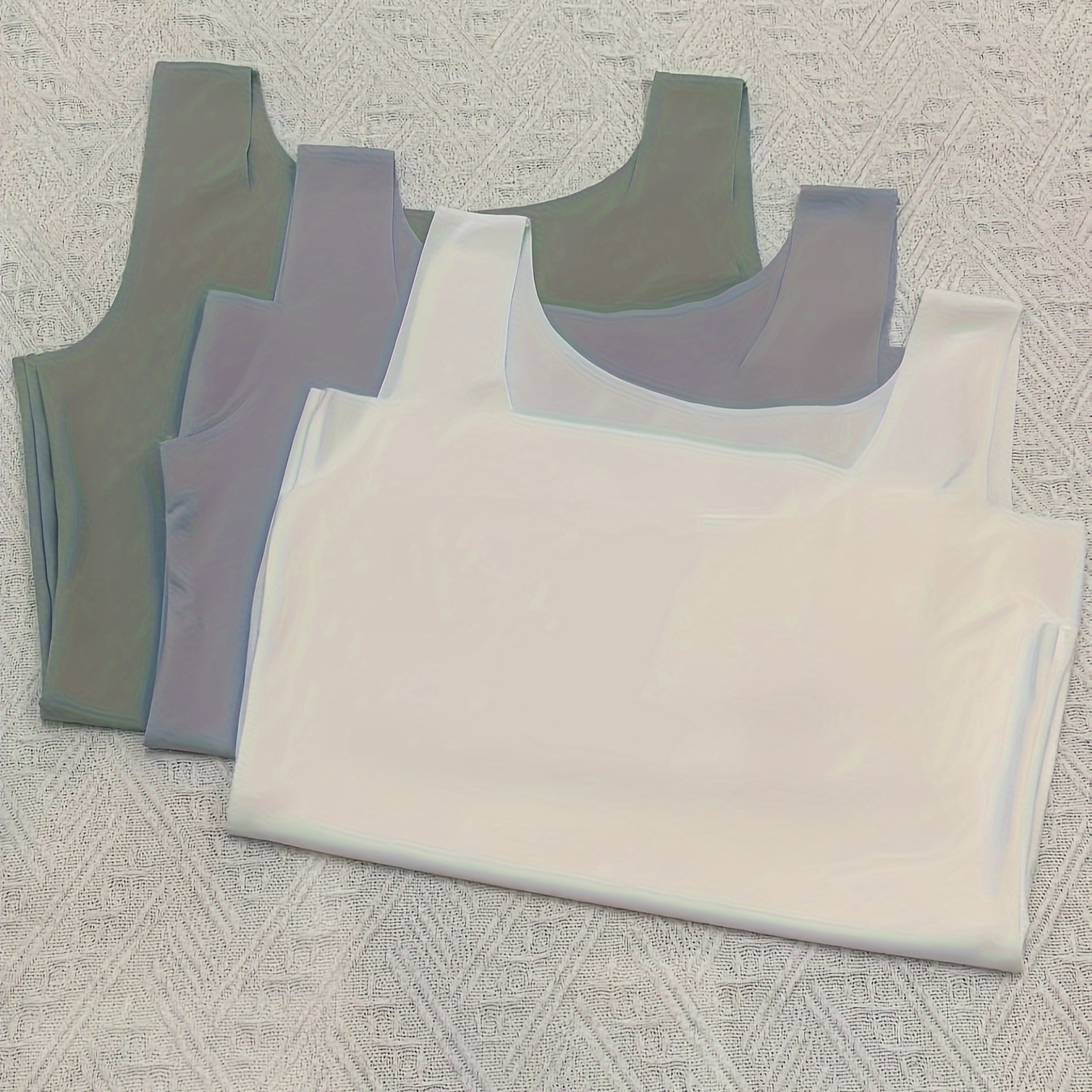 3-piece Ice Silk Seamless Round Neck Tank Top, Simple Stretchy Vest Top, Women's Lingerie & Underwear
3-piece Ice Silk Seamless Round Neck Tank Top, Simple Stretchy Vest Top, Women's Lingerie & Underwear