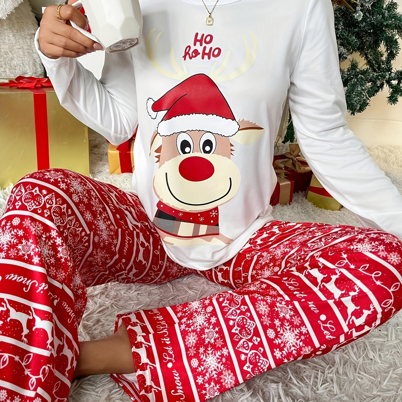 Christmas Long Sleeve Top Tie And Printed Pants Set For Women, Polyester Elastane, Loungewear Set
Christmas Long Sleeve Top Tie And Printed Pants Set For Women, Polyester Elastane, Loungewear Set