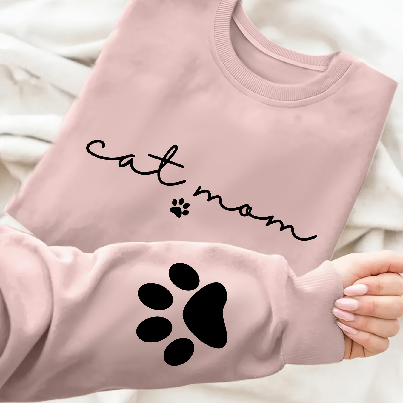 Plus Size Cat Mom Print Pullover Sweatshirt, Casual Long Sleeve Crew Neck Sweatshirt For Fall & Spring, Women's Plus Size Clothing
Plus Size Cat Mom Print Pullover Sweatshirt, Casual Long Sleeve Crew Neck Sweatshirt For Fall & Spring, Women's Plus Size Clothing