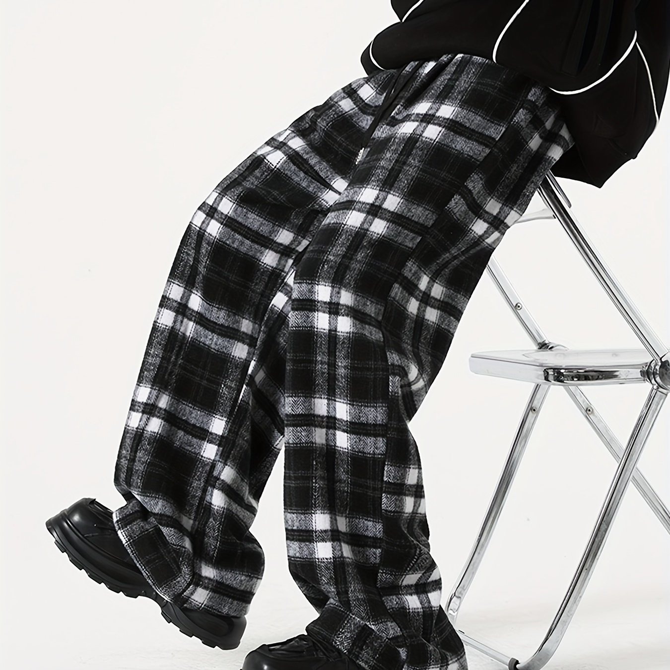 Men's Casual Pants With Drawstring & Pockets, Lightweight Loose Fit Pants For Sport And Casual Wear
Men's Casual Pants With Drawstring & Pockets, Lightweight Loose Fit Pants For Sport And Casual Wear