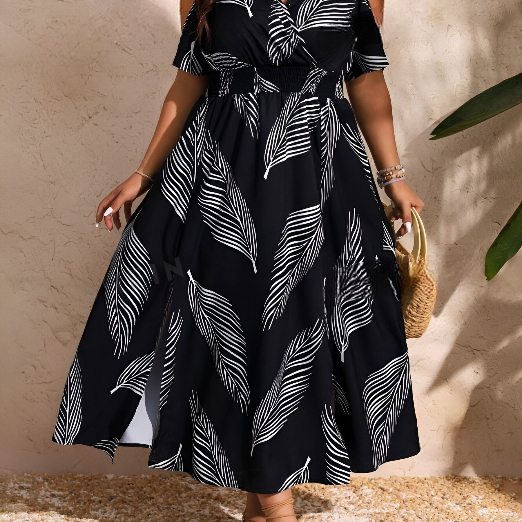 Plus Size Plant Print V Neck Dress, Elegant Short Sleeve Cold Shoulder Dress For Spring & Summer, Women's Plus Size Clothing
Plus Size Plant Print V Neck Dress, Elegant Short Sleeve Cold Shoulder Dress For Spring & Summer, Women's Plus Size Clothing