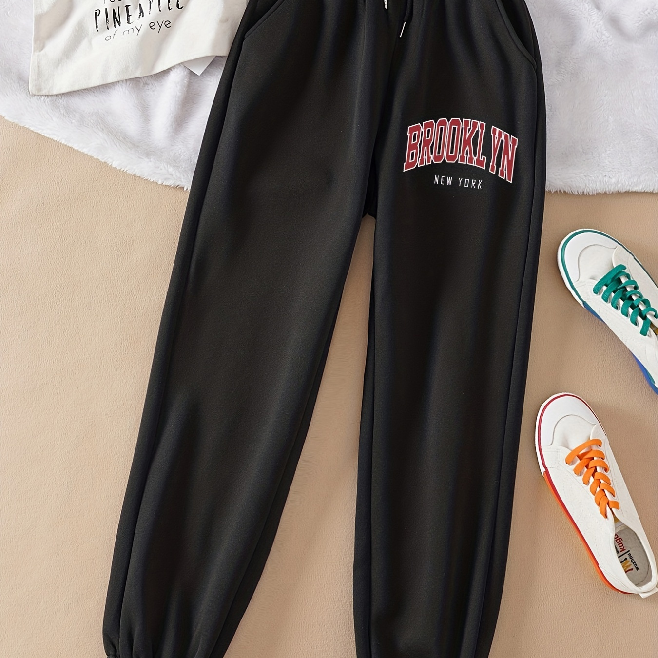 Women's Letter Print - Black Polyester Sweatpants With Pockets, Waistband, Machine Washable, Ideal For Fall/winter
Women's Letter Print - Black Polyester Sweatpants With Pockets, Waistband, Machine Washable, Ideal For Fall/winter