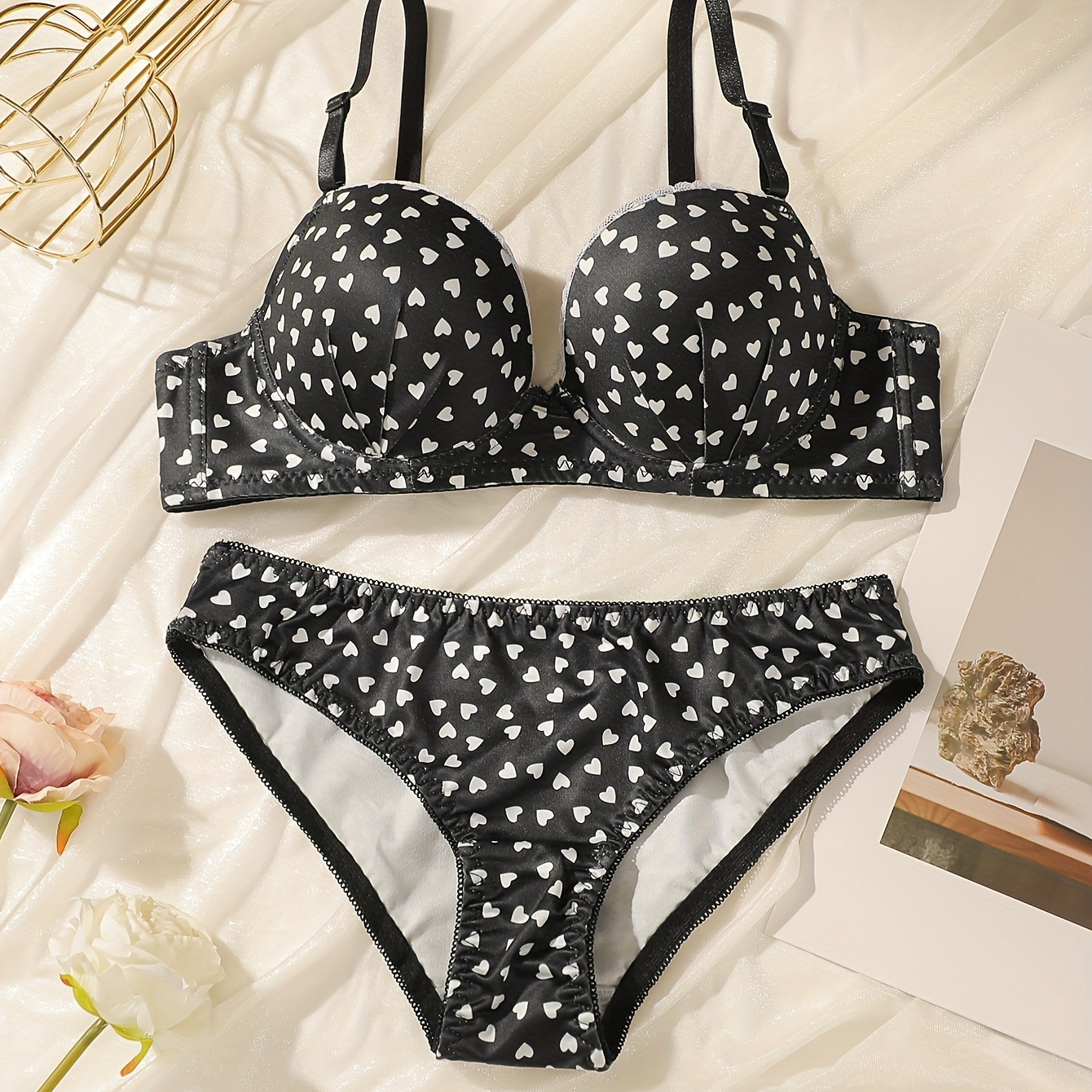 1 Set Sexy Lace Bra & Panties Set, Polyester Elastane Comfy Push Up Bra & Briefs, Women's Lingerie & Underwear
1 Set Sexy Lace Bra & Panties Set, Polyester Elastane Comfy Push Up Bra & Briefs, Women's Lingerie & Underwear