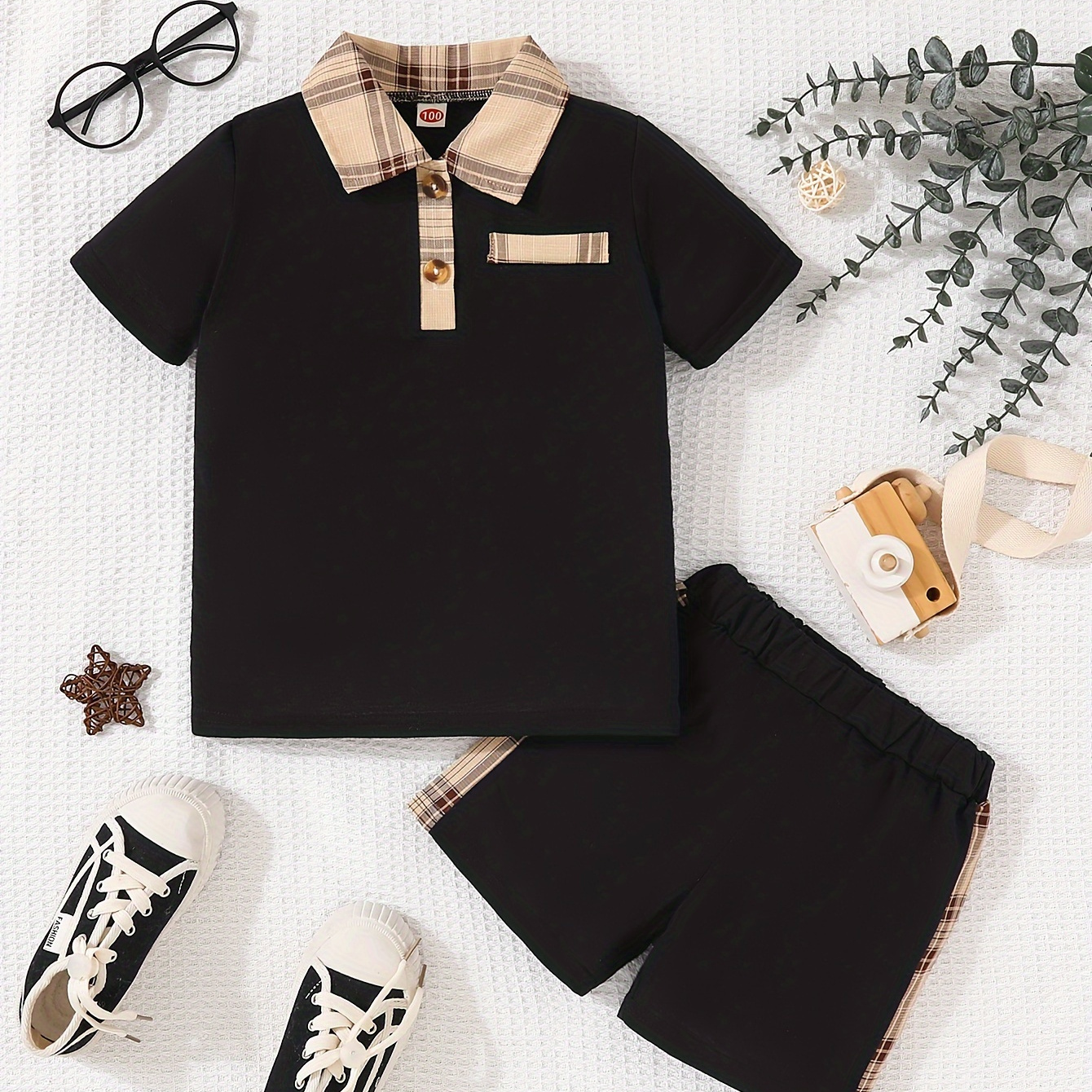 2pcs Boys Casual Plaid Stitching Lapel Short Sleeve T-shirt & Shorts Set, Comfy Summer Kids Clothes
2pcs Boys Casual Plaid Stitching Lapel Short Sleeve T-shirt & Shorts Set, Comfy Summer Kids Clothes