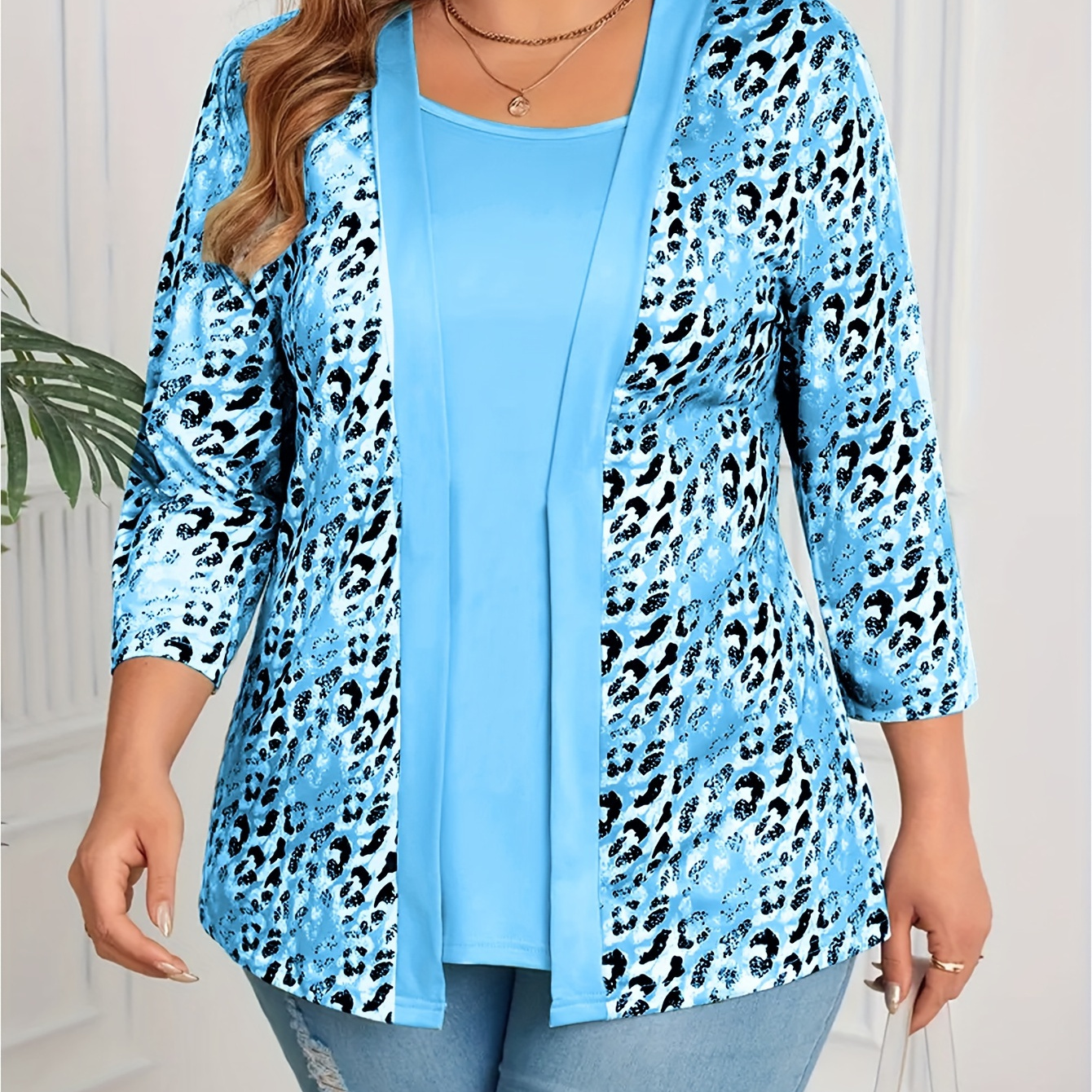 T-Shirt Imprimé Léopard Élégant et Facile d'Entretien Grande Taille - Manches 3/4, Haut à pour Femme | Mélange de Polyester Extensible, Lavable en Machine
T-Shirt Imprimé Léopard Élégant et Facile d'Entretien Grande Taille - Manches 3/4, Haut à pour Femme | Mélange de Polyester Extensible, Lavable en Machine