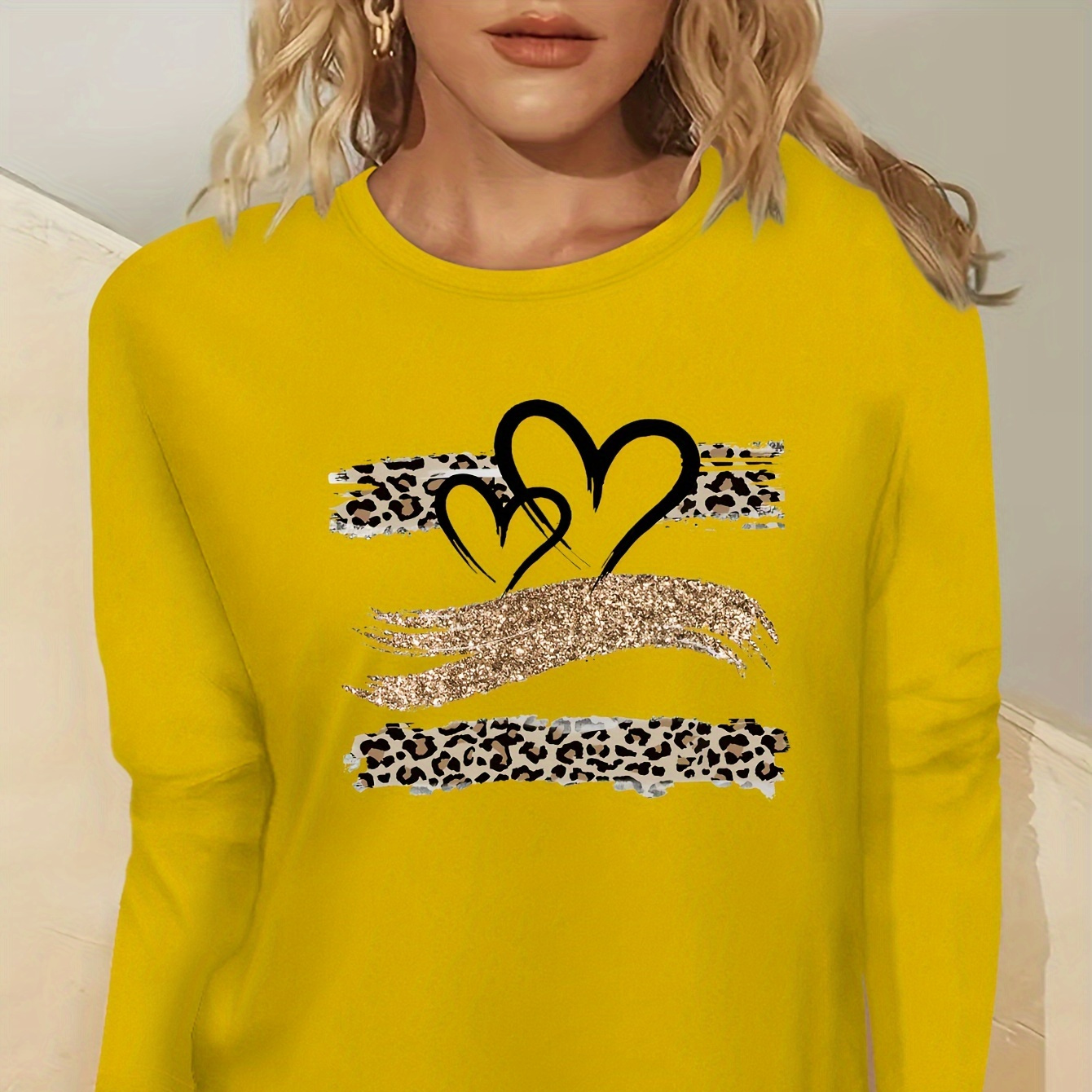 Graphic Print T-shirt, Long Sleeve Crew Neck Casual Top For Spring & Fall, Women's Clothing
Graphic Print T-shirt, Long Sleeve Crew Neck Casual Top For Spring & Fall, Women's Clothing