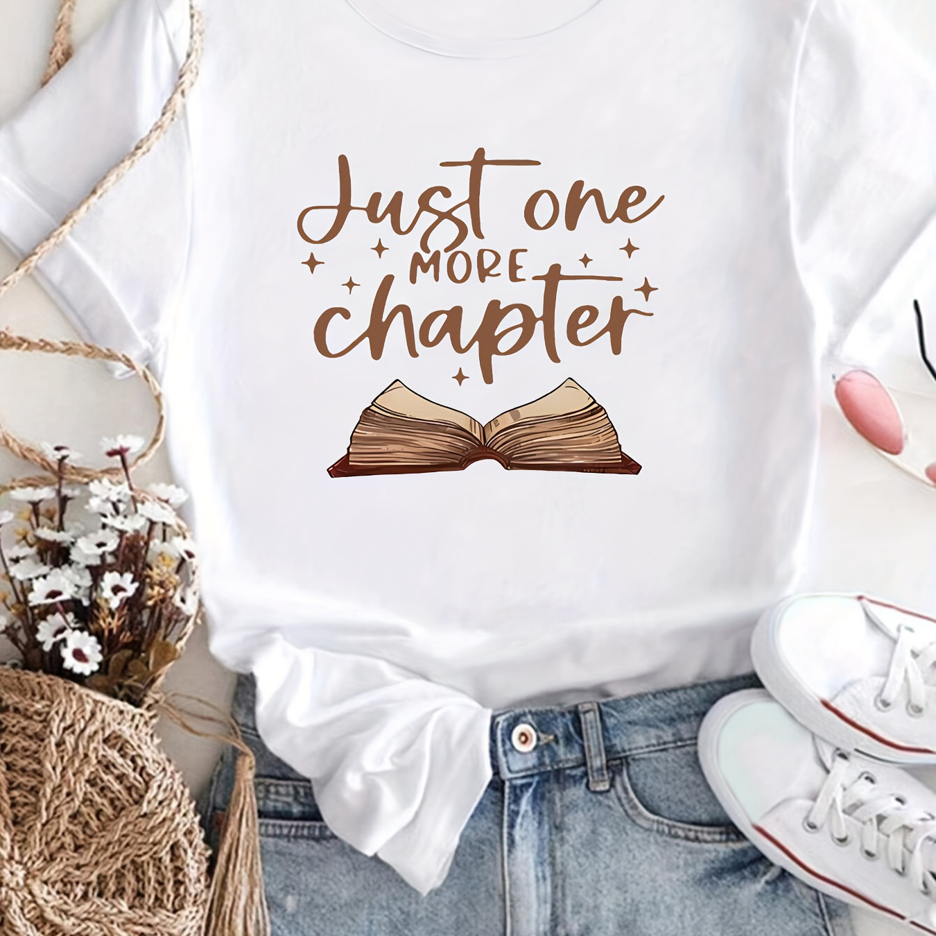 Letter And Book Graphic Sports T-shirt, Short Sleeves Round Neck Top, Women's Activewear
Letter And Book Graphic Sports T-shirt, Short Sleeves Round Neck Top, Women's Activewear
