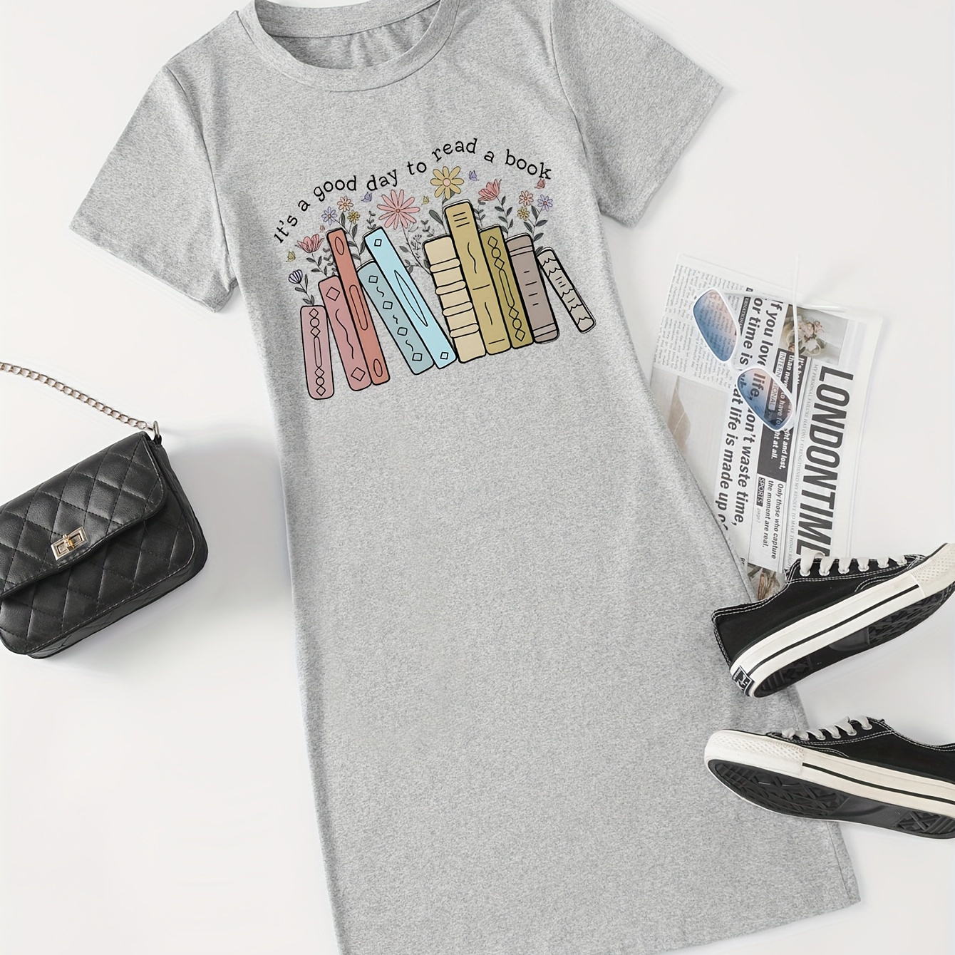 Book Print Tee Dress, Short Sleeve Crew Neck Casual Dress For Summer & Spring, Women's Clothing
Book Print Tee Dress, Short Sleeve Crew Neck Casual Dress For Summer & Spring, Women's Clothing