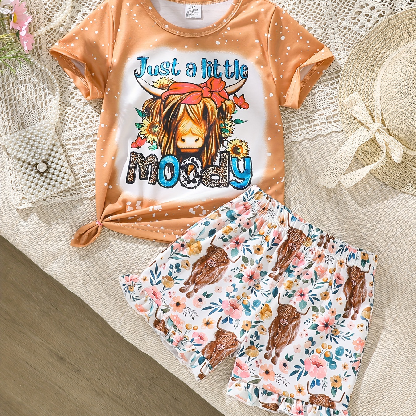 Vintage Cow Print 2pcs Girl's Outfit Short Sleeve Top + Full Print Shorts Holiday Casual Set Summer Clothes
Vintage Cow Print 2pcs Girl's Outfit Short Sleeve Top + Full Print Shorts Holiday Casual Set Summer Clothes
