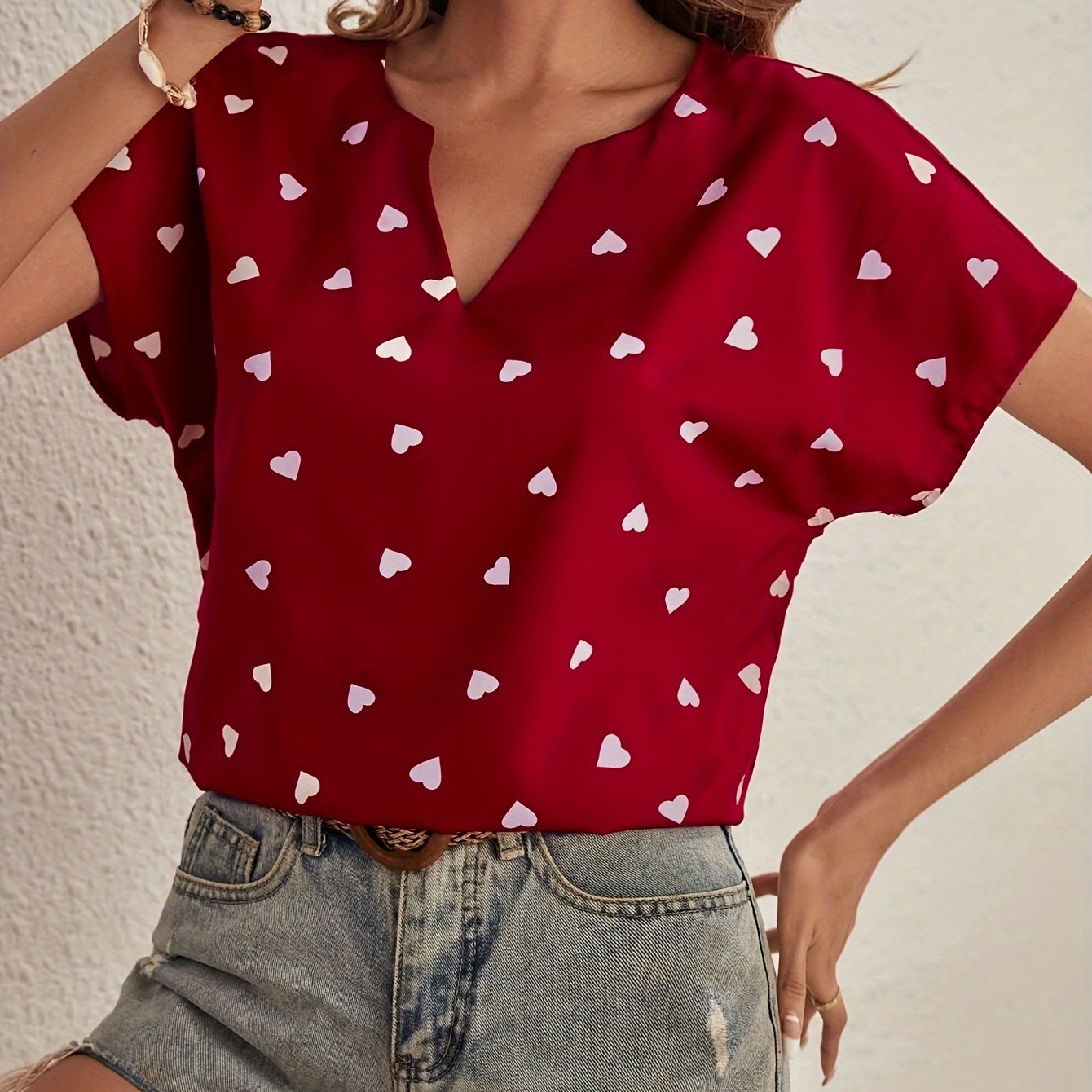 Heart Print Notched Neck Blouse, Sweet Short Sleeve Blouse For Spring & Summer, Women's Clothing
Heart Print Notched Neck Blouse, Sweet Short Sleeve Blouse For Spring & Summer, Women's Clothing