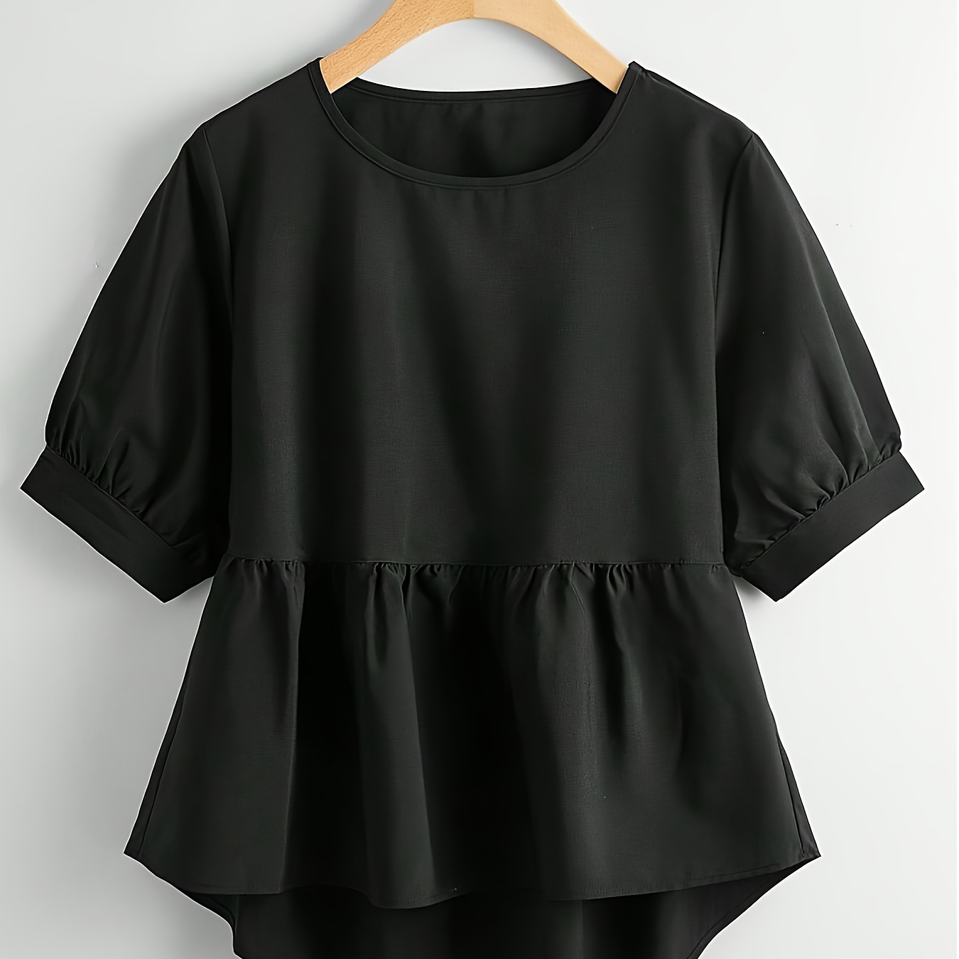 Plus Size Solid Ruched High Low Hem Blouse, Elegant Short Sleeve Crew Neck Blouse For Spring & Summer, Women's Plus Size Clothing
Plus Size Solid Ruched High Low Hem Blouse, Elegant Short Sleeve Crew Neck Blouse For Spring & Summer, Women's Plus Size Clothing
