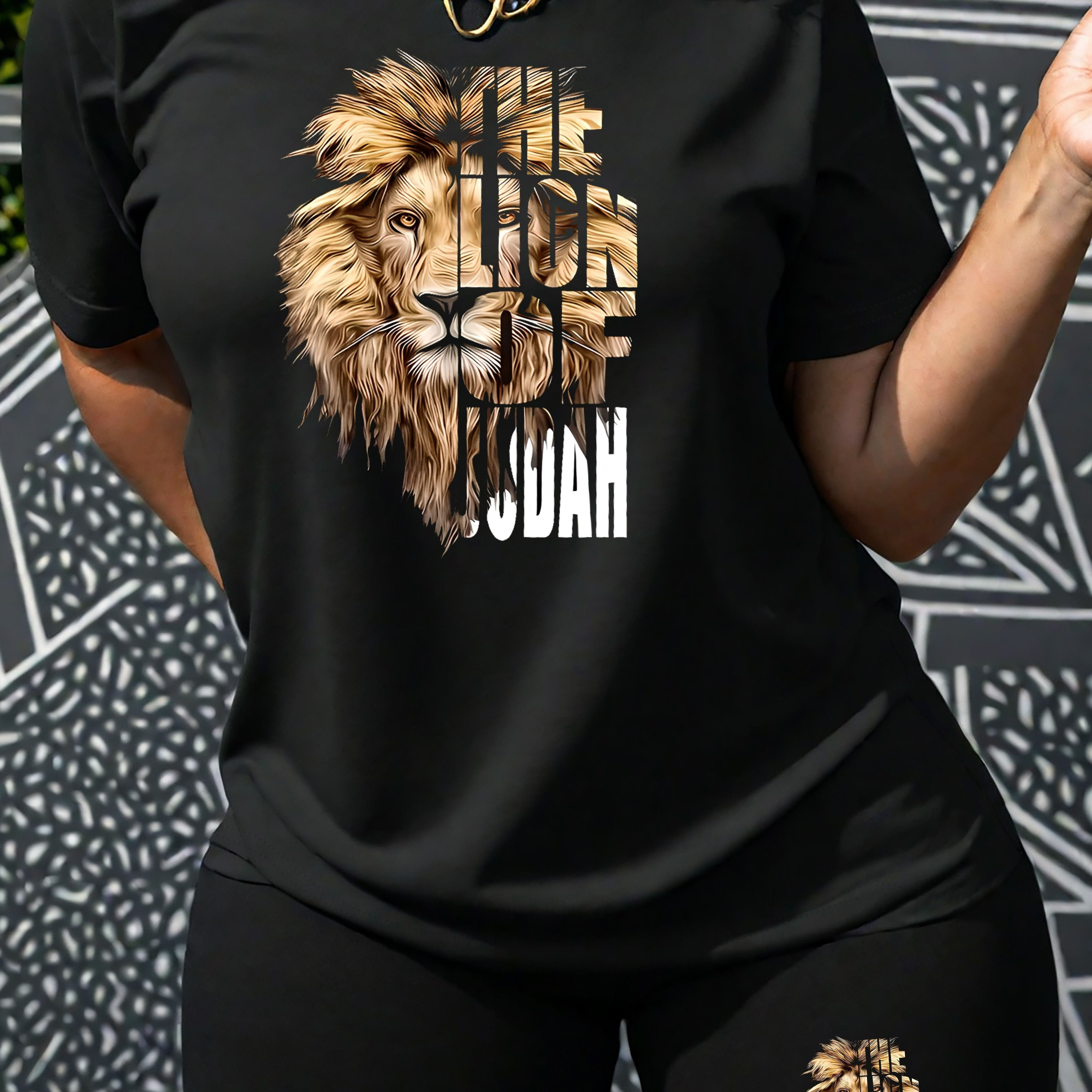 Lion Print Casual Shorts Set, Crew Neck Short Sleeve T-shirt & Skinny Shorts Outfits, Women's Clothing
Lion Print Casual Shorts Set, Crew Neck Short Sleeve T-shirt & Skinny Shorts Outfits, Women's Clothing