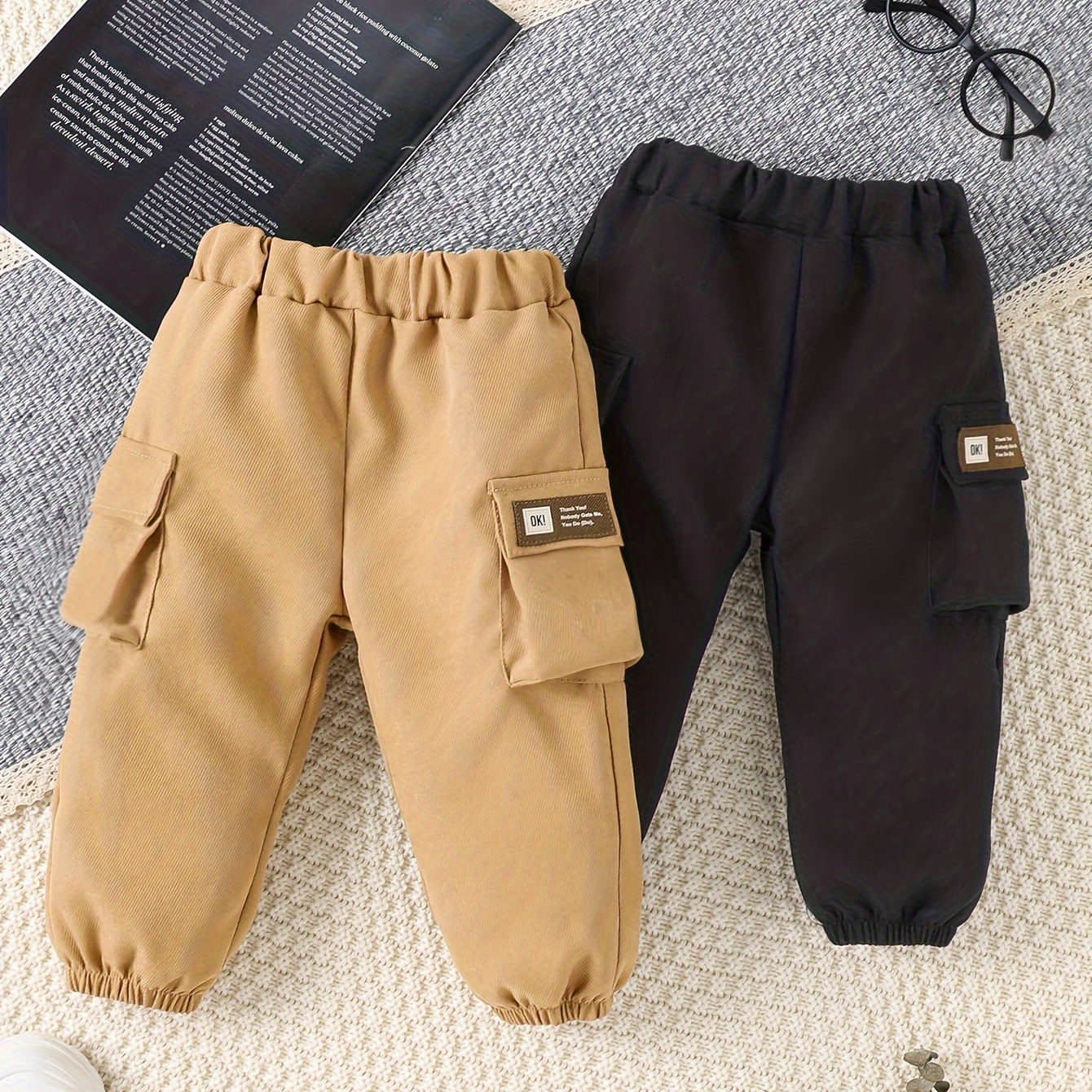 2pcs Baby Boys Trendy Comfortable Wear-resistant Sports Cargo Pants, Kids Casual Outdoor Sports Trousers Set
2pcs Baby Boys Trendy Comfortable Wear-resistant Sports Cargo Pants, Kids Casual Outdoor Sports Trousers Set