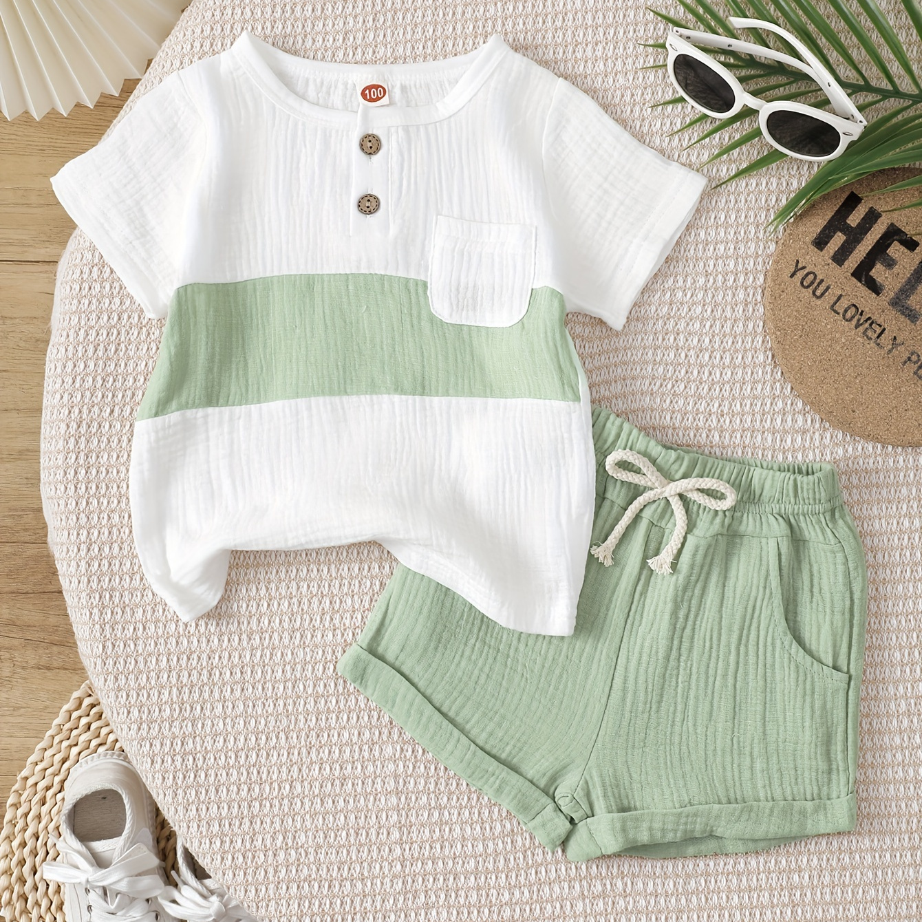 Baby Boys Cute 100% Cotton Outfit, Short Sleeve Color Block T-shirt & Solid Shorts Set, Breathable Comfy Summer Clothing
Baby Boys Cute 100% Cotton Outfit, Short Sleeve Color Block T-shirt & Solid Shorts Set, Breathable Comfy Summer Clothing