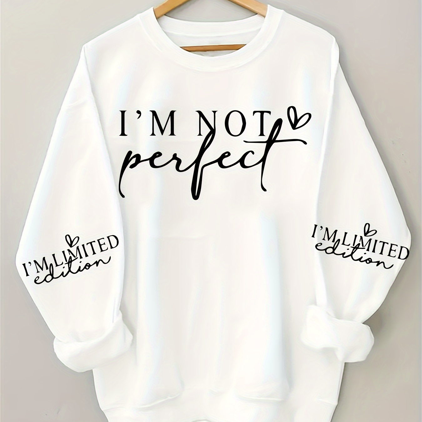Vêtements Automne Hiver| Sweatshirt Décontracté pour Femme avec Col Rond et Imprimé "Je ne pas Parfaite", Tissu en 100% Polyester, Pull Automne/Hiver, Poids 250-1.0g/m²
Vêtements Automne Hiver| Sweatshirt Décontracté pour Femme avec Col Rond et Imprimé "Je ne pas Parfaite", Tissu en 100% Polyester, Pull Automne/Hiver, Poids 250-1.0g/m²