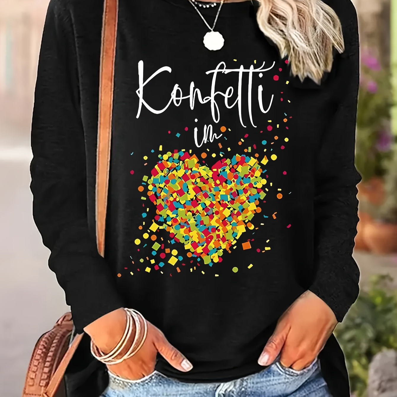 Long Sleeve T-shirt In Polyester With Elastane, Round Neck, Non-transparent - Machine Washable, Ideal For Spring/summer/fall
Long Sleeve T-shirt In Polyester With Elastane, Round Neck, Non-transparent - Machine Washable, Ideal For Spring/summer/fall