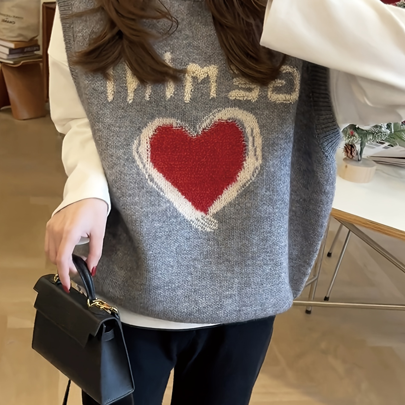 Women's Knit Crop Top With High Stretch Acrylic Fabric, Geometric Pattern, Round Neck, Autumn/winter Fashionable Cardigan
Women's Knit Crop Top With High Stretch Acrylic Fabric, Geometric Pattern, Round Neck, Autumn/winter Fashionable Cardigan