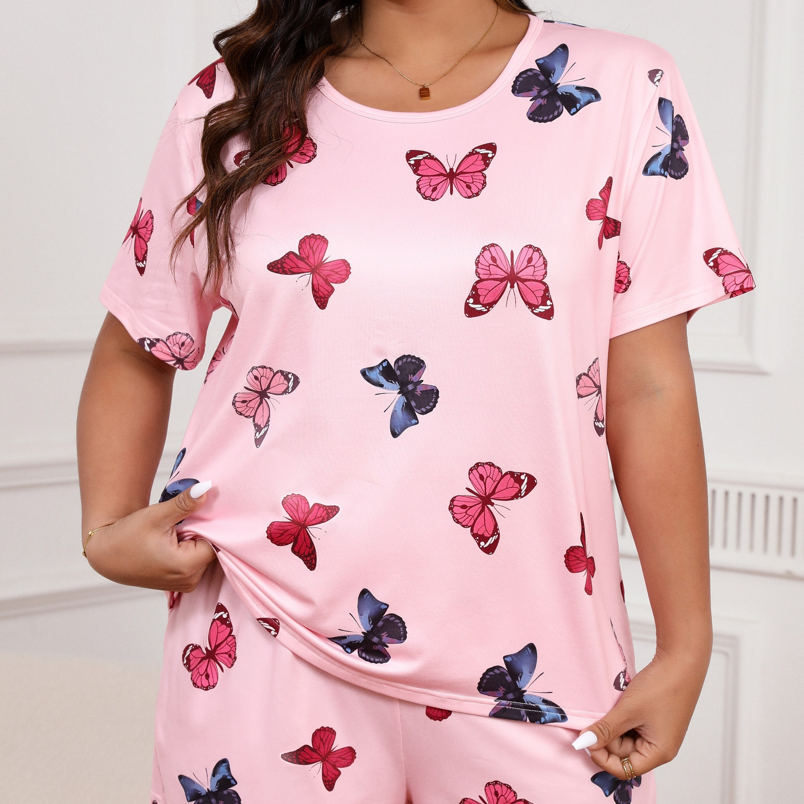 Women's Plus Casual Pajamas Set, Plus Size Butterfly Print Short Sleeve Round Neck Top & Shorts Lounge 2 Piece Set
Women's Plus Casual Pajamas Set, Plus Size Butterfly Print Short Sleeve Round Neck Top & Shorts Lounge 2 Piece Set