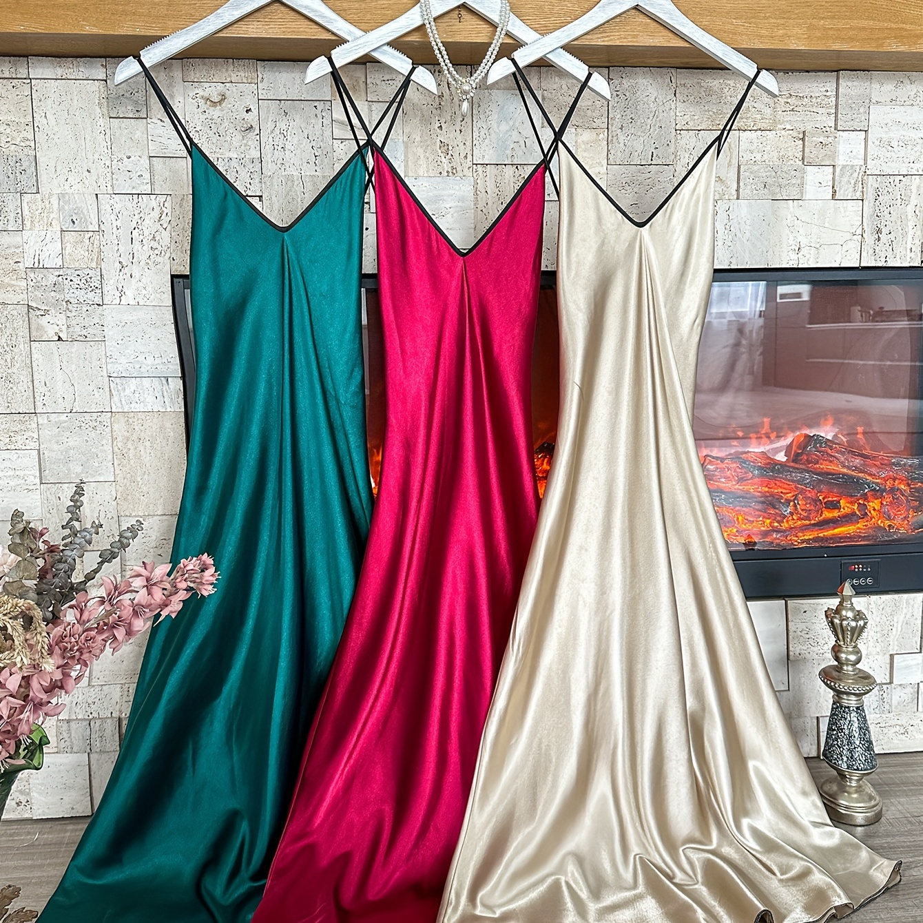 3 Pcs Women's Sexy Solid Satin Sleepwear Dress, V Neck Backless Cross Strappy Slip Dress, Comfortable Nightwear
3 Pcs Women's Sexy Solid Satin Sleepwear Dress, V Neck Backless Cross Strappy Slip Dress, Comfortable Nightwear