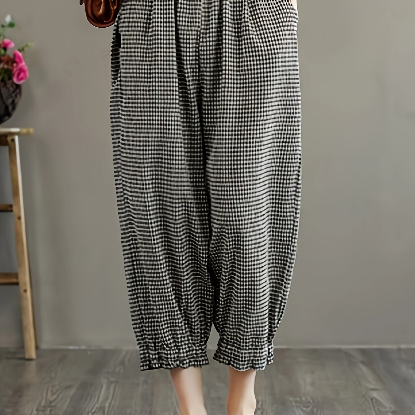 Plaid Pattern Elastic Waist Pants, Casual Pockets Loose Pants For Spring & Fall, Women's Clothing
Plaid Pattern Elastic Waist Pants, Casual Pockets Loose Pants For Spring & Fall, Women's Clothing