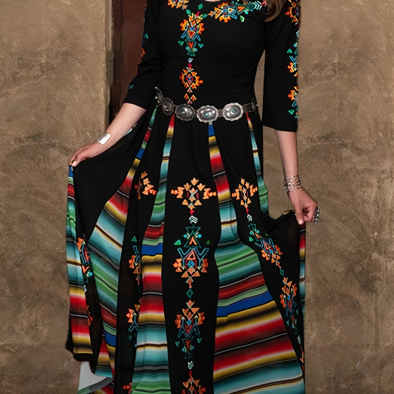1pc Elegant Vintage Tribal Pattern Peplum Dress For Women - Polyester And Spandex Knit Fabric, Crew Neck, Fall/winter Collection, Adult Casual Long Dress
1pc Elegant Vintage Tribal Pattern Peplum Dress For Women - Polyester And Spandex Knit Fabric, Crew Neck, Fall/winter Collection, Adult Casual Long Dress