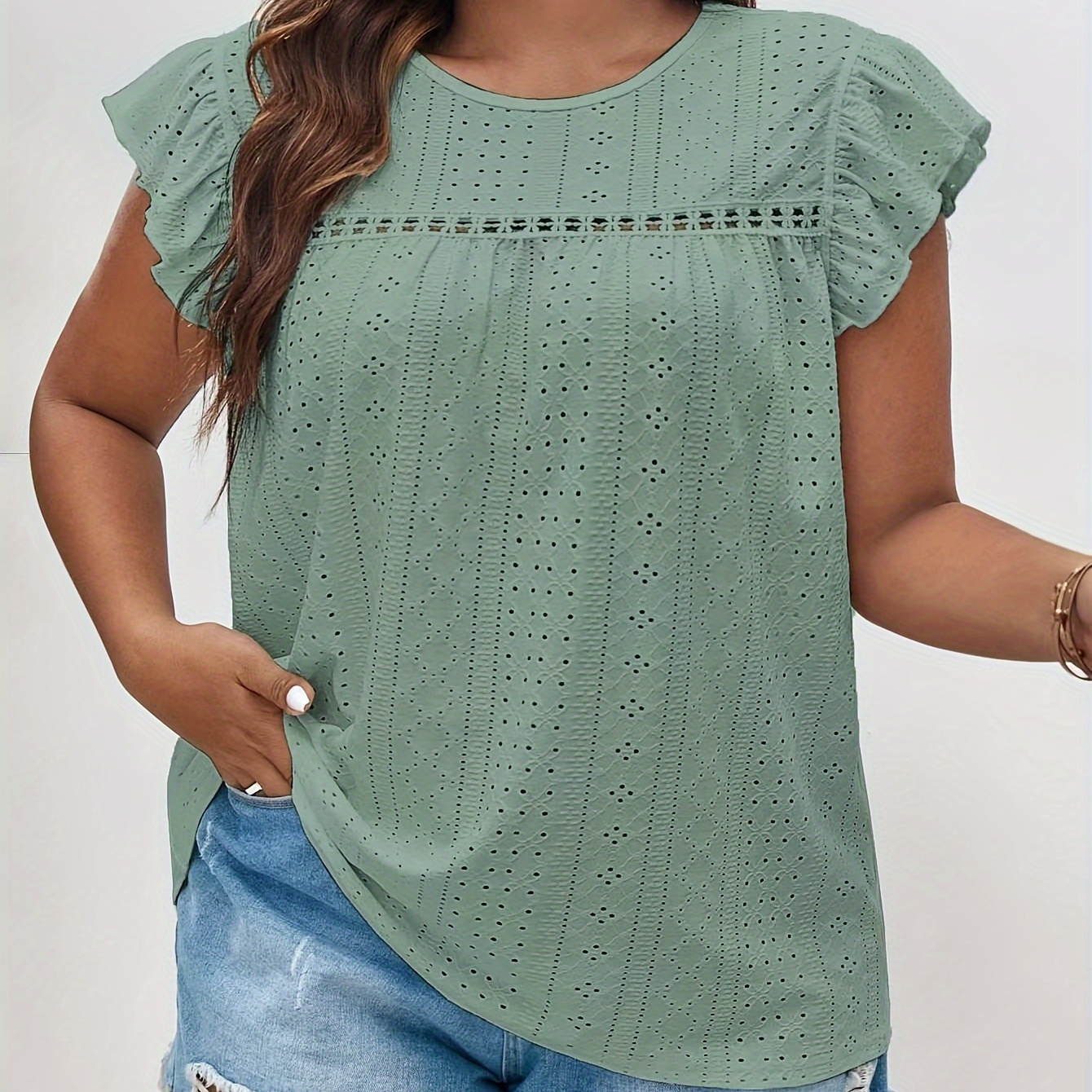 Plus Size Eyelet Cut Out T-shirt, Casual Crew Neck Cap Sleeve T-shirt, Women's Plus Size clothing
Plus Size Eyelet Cut Out T-shirt, Casual Crew Neck Cap Sleeve T-shirt, Women's Plus Size clothing