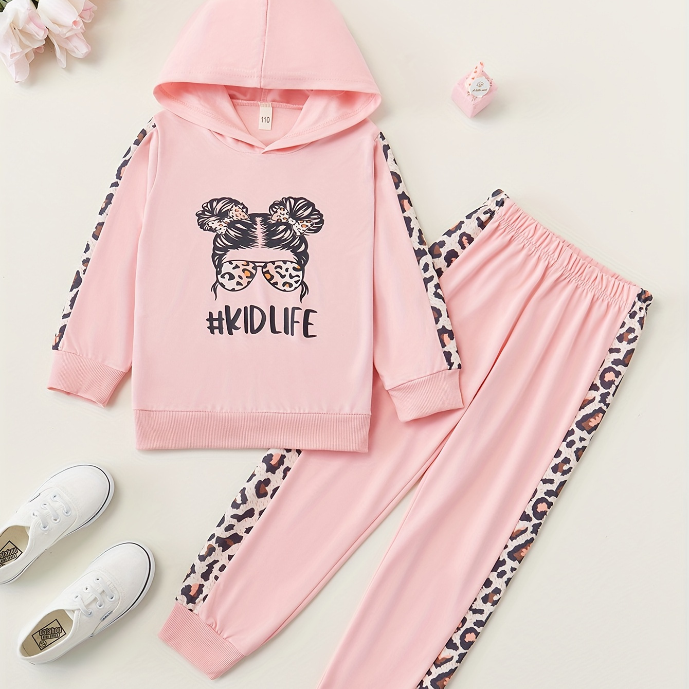 2pcs 's Pattern Stitching Outfit, & Sweatpants Set, Hooded Long Sleeve Top, Clothes For Fall , Clothing
2pcs 's Pattern Stitching Outfit, & Sweatpants Set, Hooded Long Sleeve Top, Clothes For Fall , Clothing