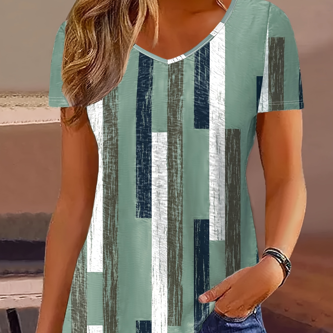 Color Block V Neck T-shirt, Casual Short Sleeve T-shirt For Spring & Summer, Women's Clothing
Color Block V Neck T-shirt, Casual Short Sleeve T-shirt For Spring & Summer, Women's Clothing