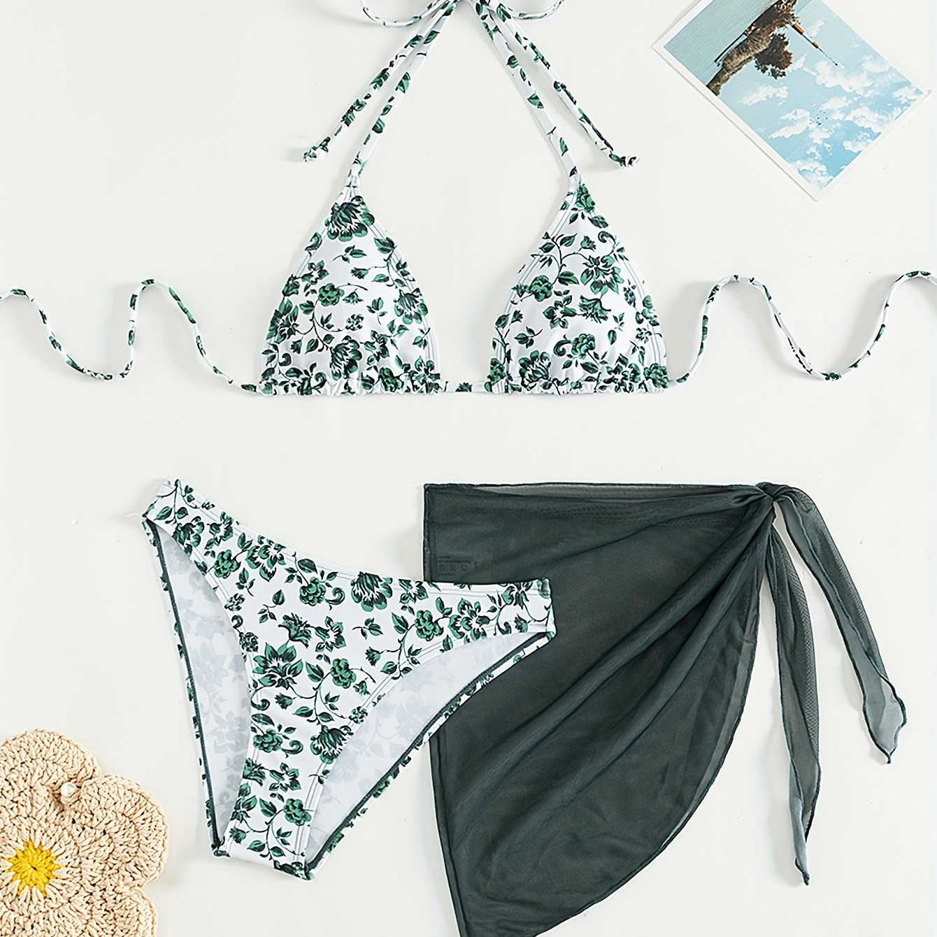 Women's Green Floral Print Bikini Set, Elegant Two-piece Swimsuit With Tie Halter Top And Side-tie Bottom, Summer Beachwear
Women's Green Floral Print Bikini Set, Elegant Two-piece Swimsuit With Tie Halter Top And Side-tie Bottom, Summer Beachwear