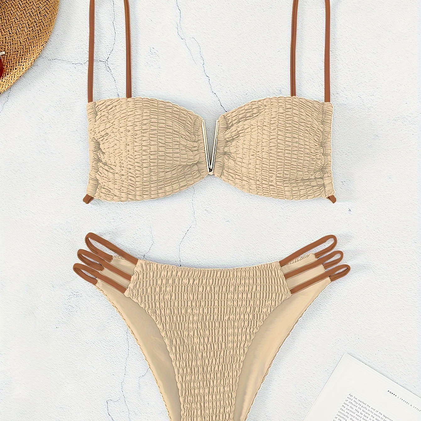 New Contrast Color Ruched Fabric Bolero Two-piece Swimsuit Feminine -border Bikini
New Contrast Color Ruched Fabric Bolero Two-piece Swimsuit Feminine -border Bikini