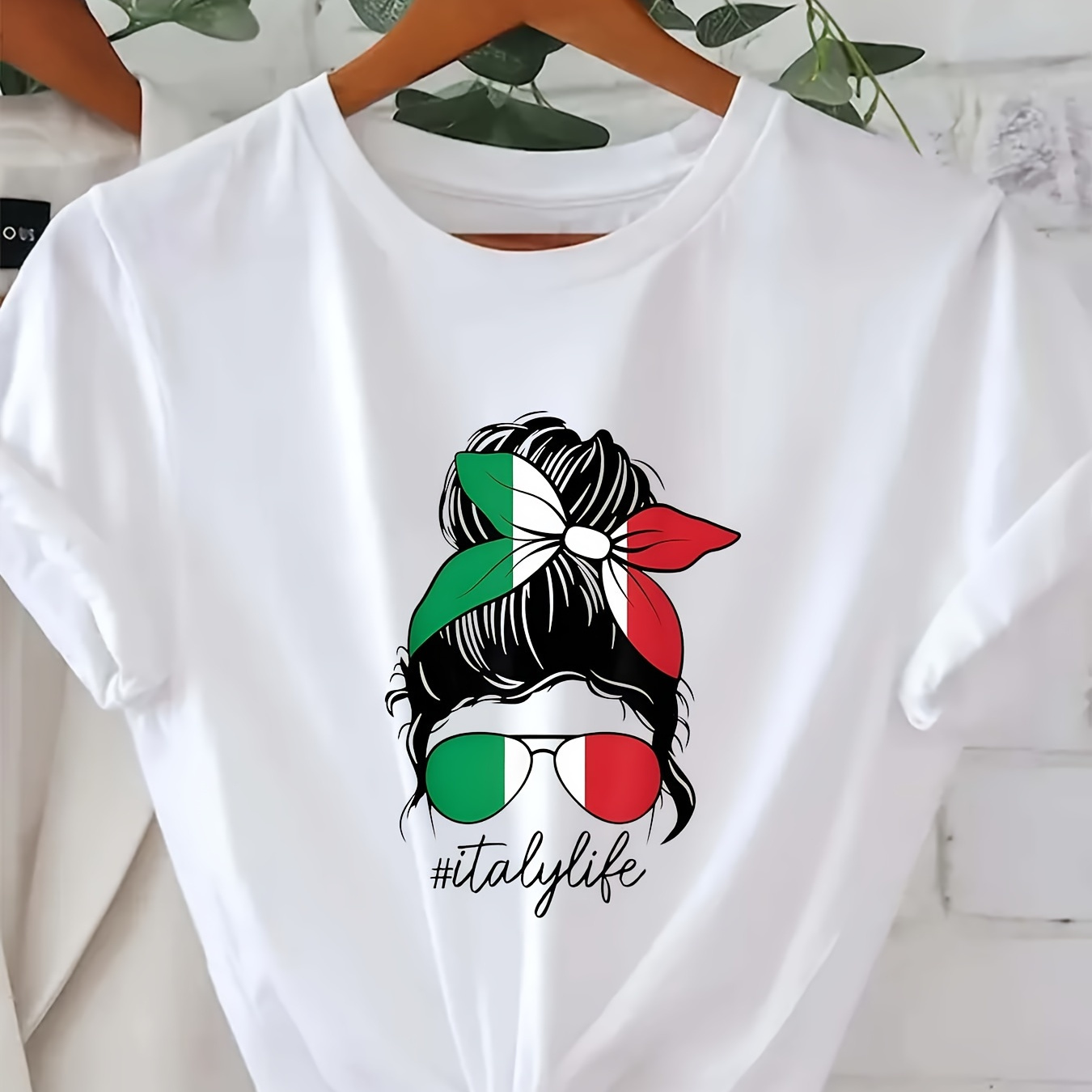 Figure Print T-shirt, Short Sleeve Crew Neck Casual Top For Summer & Spring, Women's Clothing
Figure Print T-shirt, Short Sleeve Crew Neck Casual Top For Summer & Spring, Women's Clothing