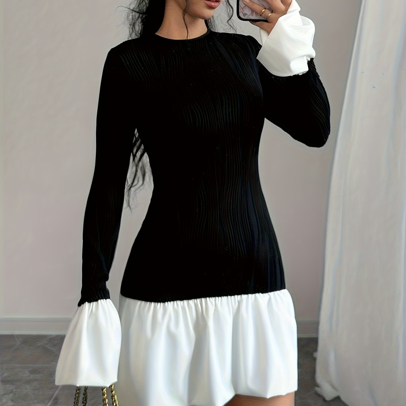 Elegant Crew Neck Patchwork Long Sleeve Dress, Polyester Knit Fabric, A-line, Design, For Spring/fall
Elegant Crew Neck Patchwork Long Sleeve Dress, Polyester Knit Fabric, A-line, Design, For Spring/fall