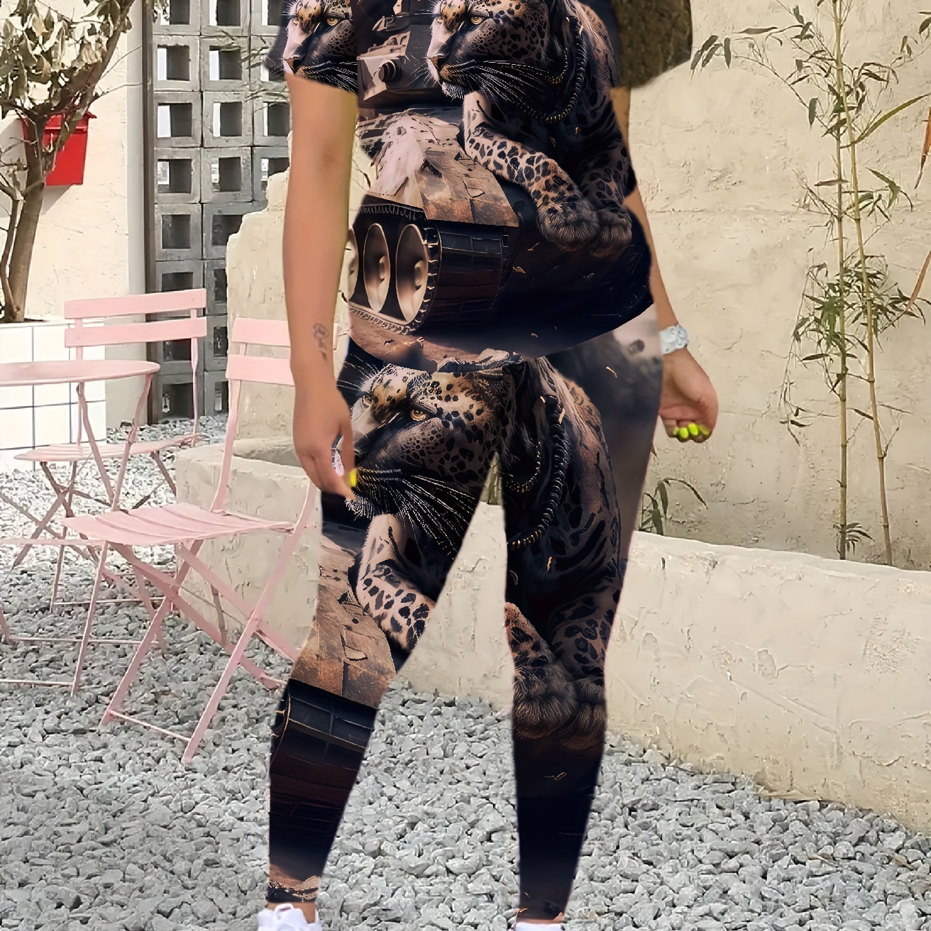 Leopard Print Casual Two-piece Set, Short Sleeve T-shirt & Pants Outfits, Women's Clothing
Leopard Print Casual Two-piece Set, Short Sleeve T-shirt & Pants Outfits, Women's Clothing