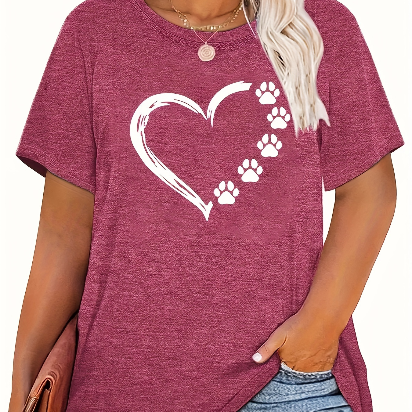 Plus Size Heart Print T-shirt, Casual Crew Neck Short Sleeve T-shirt, Women's Plus Size clothing
Plus Size Heart Print T-shirt, Casual Crew Neck Short Sleeve T-shirt, Women's Plus Size clothing