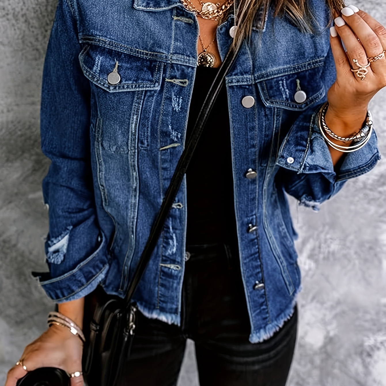 Pravava Women's Casual Washed Blue Denim Jacket - Hem, Long Sleeve, Button-up, Non-stretch Fabric, Machine Washable
Pravava Women's Casual Washed Blue Denim Jacket - Hem, Long Sleeve, Button-up, Non-stretch Fabric, Machine Washable