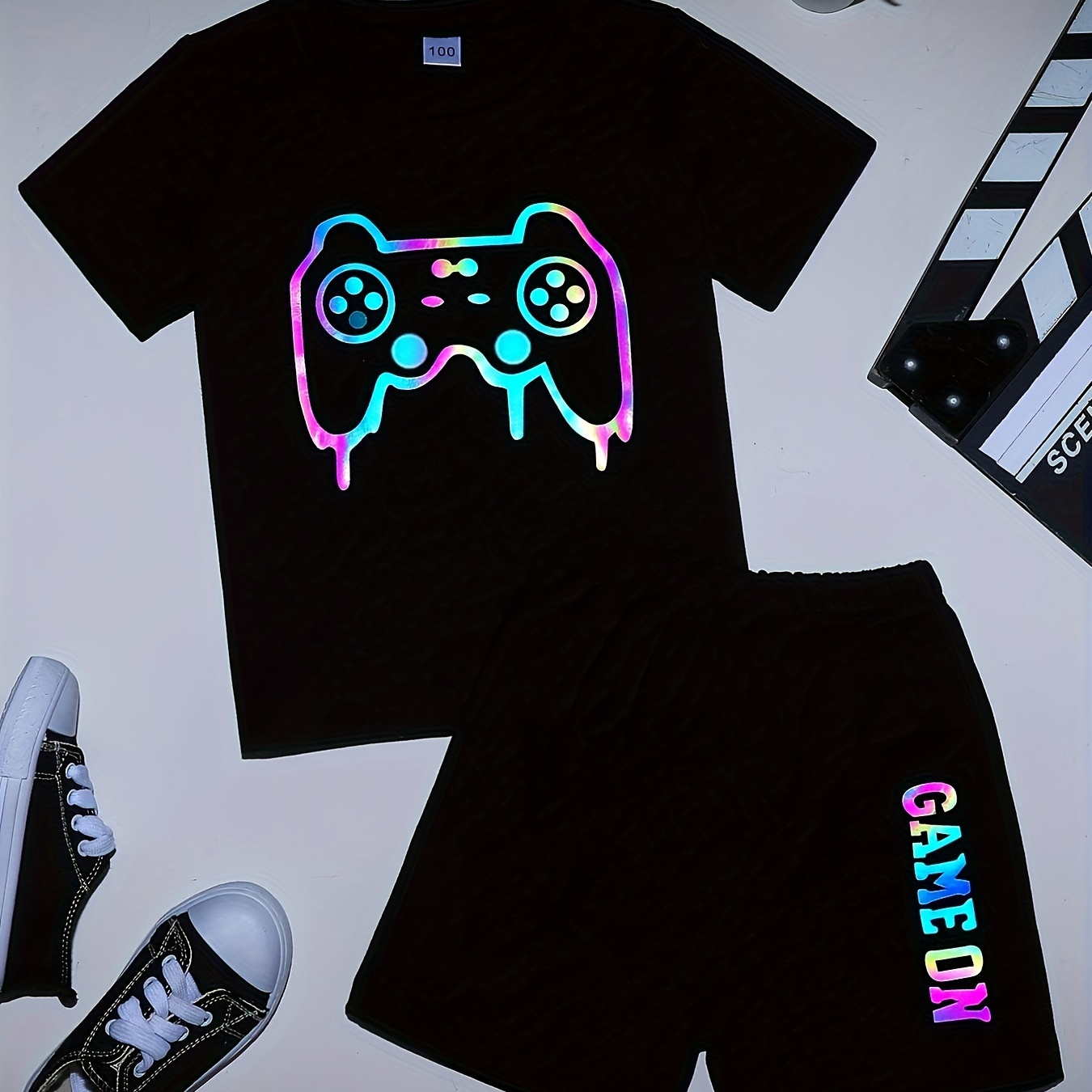 Boys 2pcs Reflective Game Console Outfit Short Sleeve Round Neck T-shirt & Shorts Casual For Summer Kids Clothes
Boys 2pcs Reflective Game Console Outfit Short Sleeve Round Neck T-shirt & Shorts Casual For Summer Kids Clothes