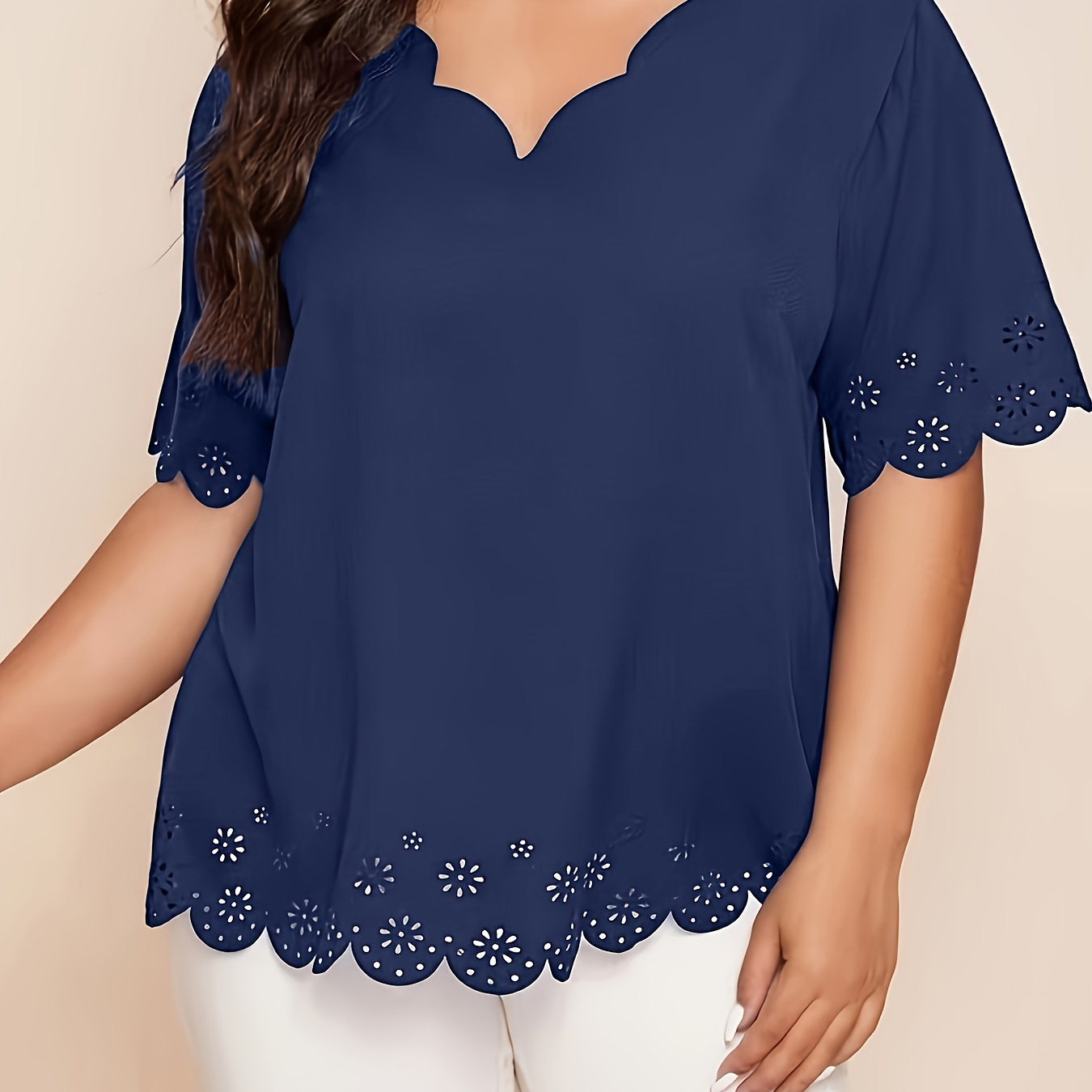 Plus Size Scallop Trim Blouse, Casual Cut Out V Neck Short Sleeve Blouse For Spring, Women's Plus Size clothing
Plus Size Scallop Trim Blouse, Casual Cut Out V Neck Short Sleeve Blouse For Spring, Women's Plus Size clothing