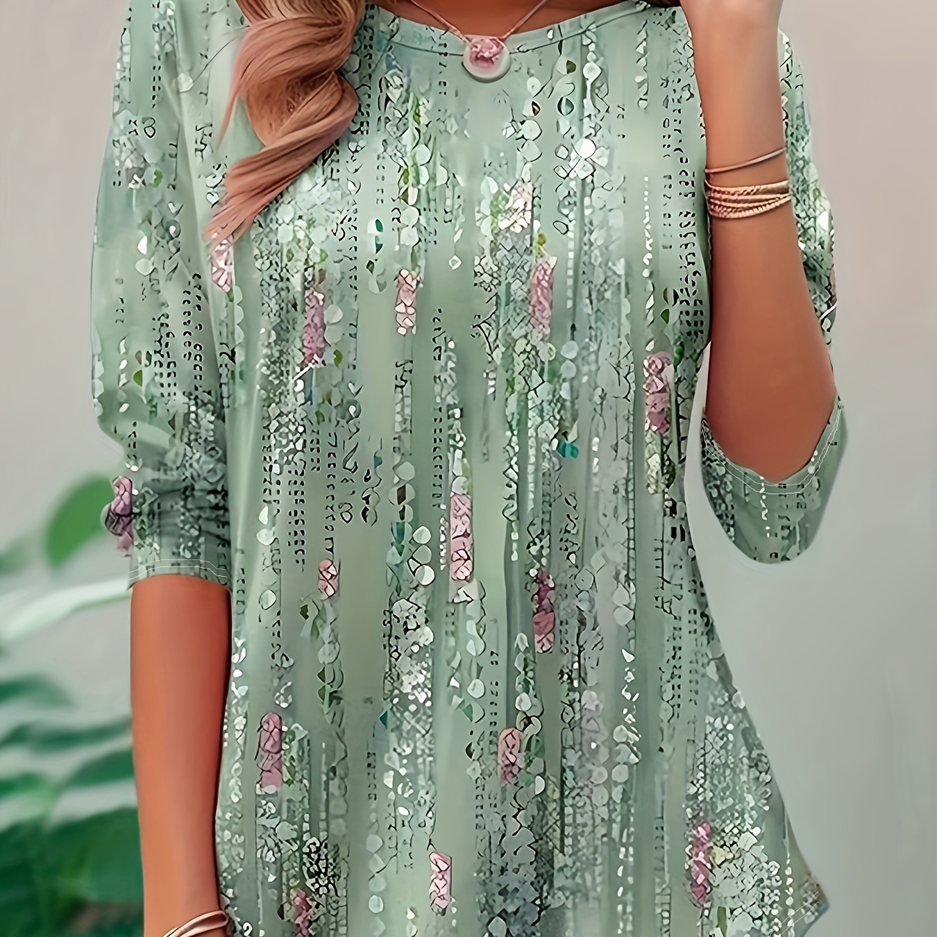 Plus Size Allover Print T-shirt, Casual Long Sleeve Crew Neck Top For Spring & Fall, Women's Plus Size Clothing
Plus Size Allover Print T-shirt, Casual Long Sleeve Crew Neck Top For Spring & Fall, Women's Plus Size Clothing