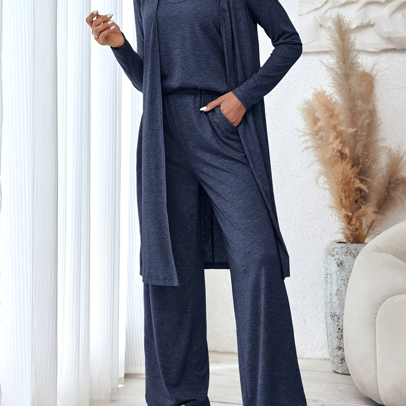 pièces de unie, décontracté à longues sur le devant, à bretelles à col en V et pantalons à jambes droites, vêtements
pièces de unie, décontracté à longues sur le devant, à bretelles à col en V et pantalons à jambes droites, vêtements