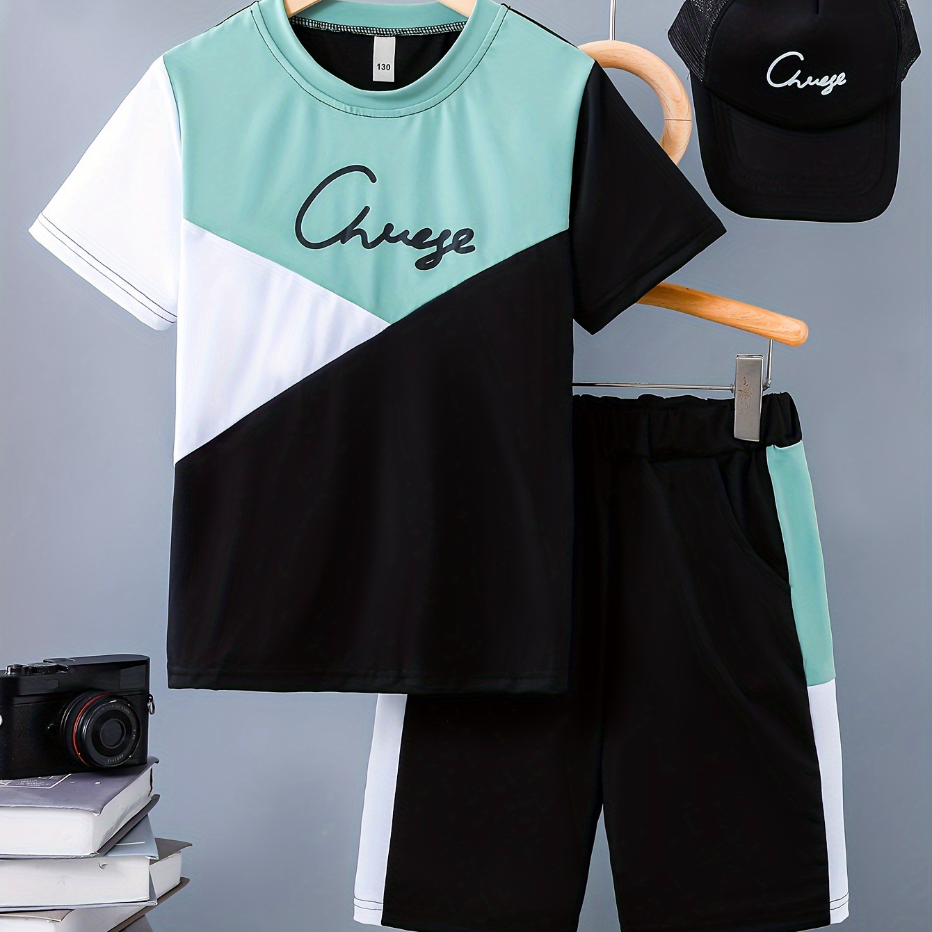Stylish Letter Graphic Print, 2pcs Boys Casual Short Sleeve T-shirt & Shorts & Cap Set, Boys Clothing For Summer, As Gifts
Stylish Letter Graphic Print, 2pcs Boys Casual Short Sleeve T-shirt & Shorts & Cap Set, Boys Clothing For Summer, As Gifts