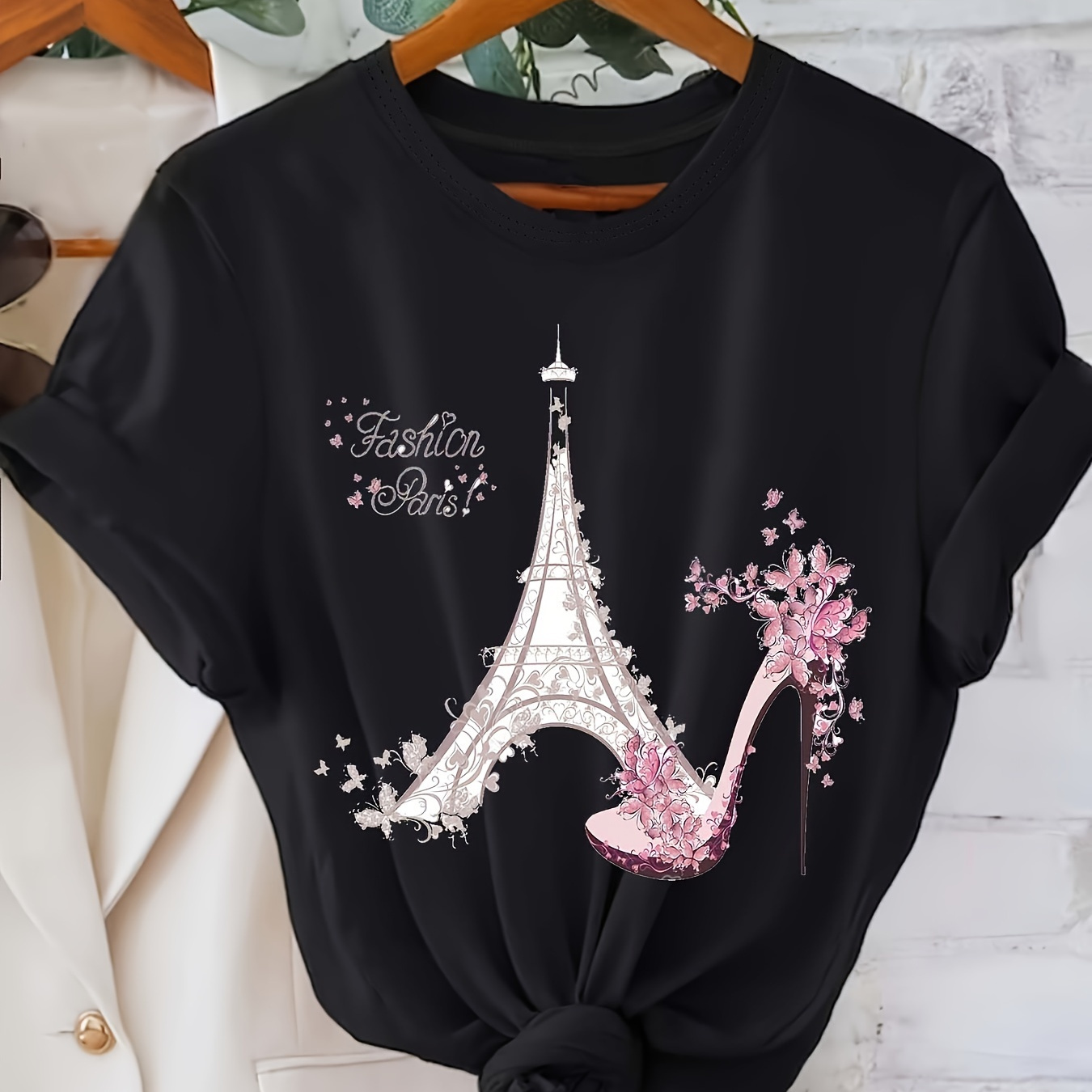 Women's Plus Size Print Tee - Black Short Sleeve Crew Neck, Soft Polyester , Casual Relaxed Fit, Ideal For Travel And Outdoor Activities, Spring Travel Shirt|knotted Hem Style|stretch Fabric
Women's Plus Size Print Tee - Black Short Sleeve Crew Neck, Soft Polyester , Casual Relaxed Fit, Ideal For Travel And Outdoor Activities, Spring Travel Shirt|knotted Hem Style|stretch Fabric