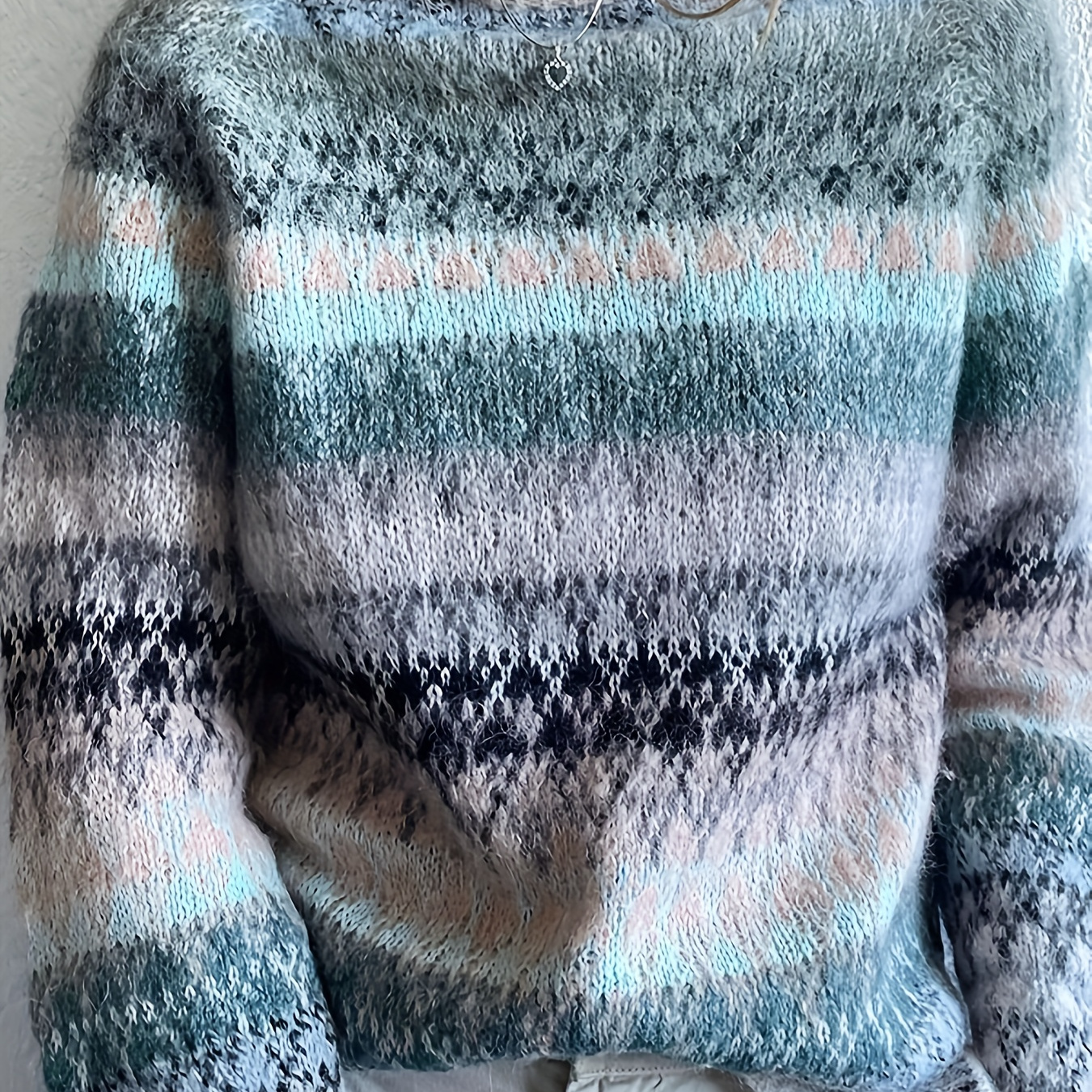 Pull en Géométrique Coloré pour Femmes - Polyester , Semi-Transparent, Lavage à /, Col Rond, Manches Longues, Coupe pour Automne/Hiver, Pulls pour Dames
Pull en Géométrique Coloré pour Femmes - Polyester , Semi-Transparent, Lavage à /, Col Rond, Manches Longues, Coupe pour Automne/Hiver, Pulls pour Dames