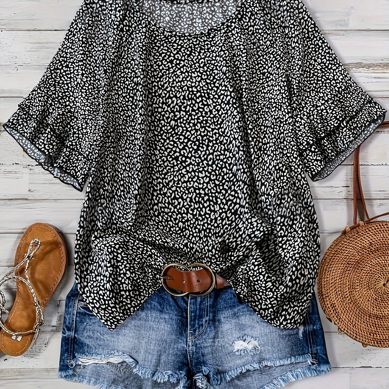 Floral Print Crew Neck Blouse, Elegant Short Sleeve Top For Spring & Summer, Women's Clothing
Floral Print Crew Neck Blouse, Elegant Short Sleeve Top For Spring & Summer, Women's Clothing