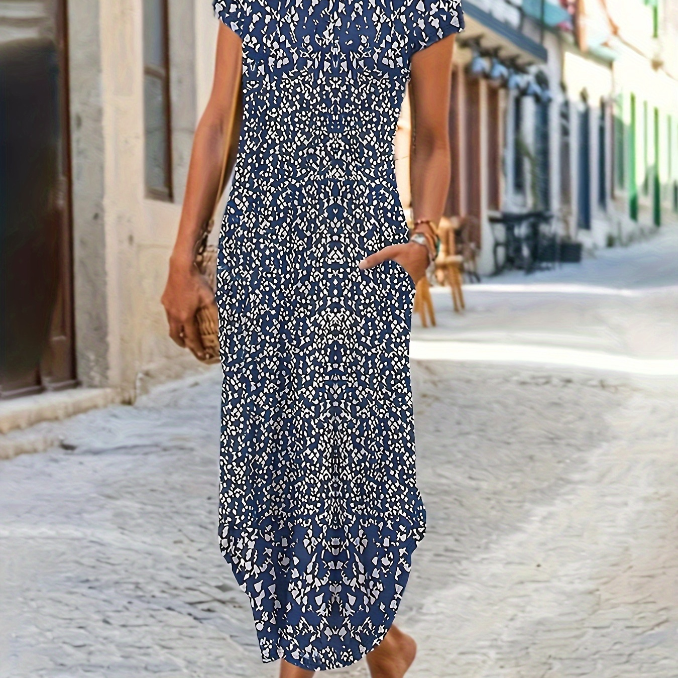 Robe Maxi Chic Imprimé Floral Col Rond Printemps/Été - Polyester Léger, Lavable en Machine, Bleu avec
Robe Maxi Chic Imprimé Floral Col Rond Printemps/Été - Polyester Léger, Lavable en Machine, Bleu avec