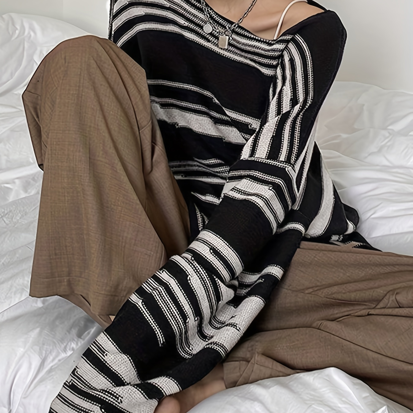 Striped Crew Neck Loose Sweater, Vintage Long Sleeve Drop Shoulder Sweater, Women's Clothing
Striped Crew Neck Loose Sweater, Vintage Long Sleeve Drop Shoulder Sweater, Women's Clothing