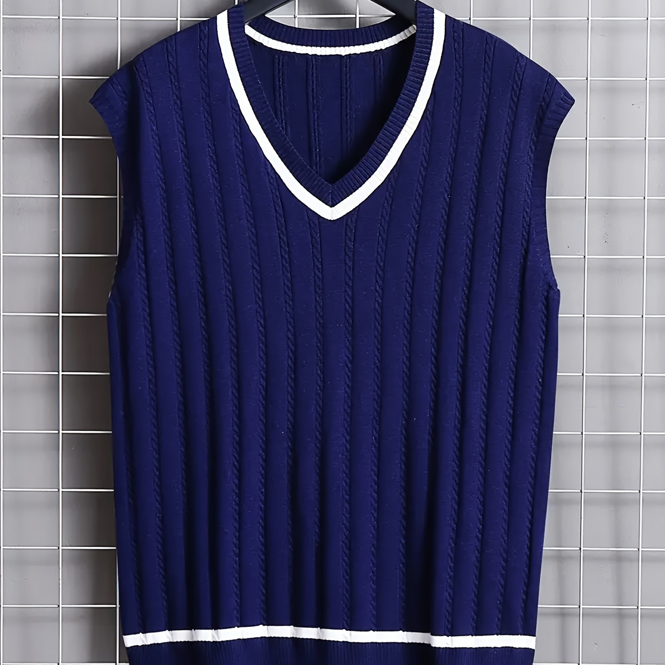 Men's Breathable V-neck Sleeveless Knitted Vest For Casual Daily Wear, Spring And Fall
Men's Breathable V-neck Sleeveless Knitted Vest For Casual Daily Wear, Spring And Fall