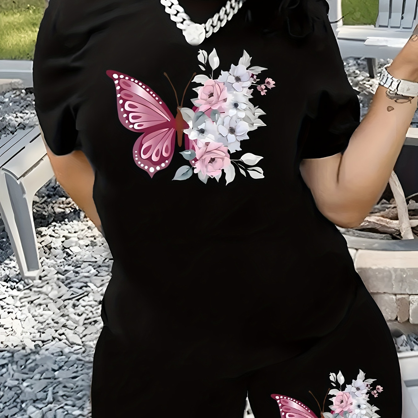 Butterfly Print Casual Shorts Set, Crew Neck Short Sleeve T-shirt & Skinny Shorts Outfits, Women's Clothing
Butterfly Print Casual Shorts Set, Crew Neck Short Sleeve T-shirt & Skinny Shorts Outfits, Women's Clothing