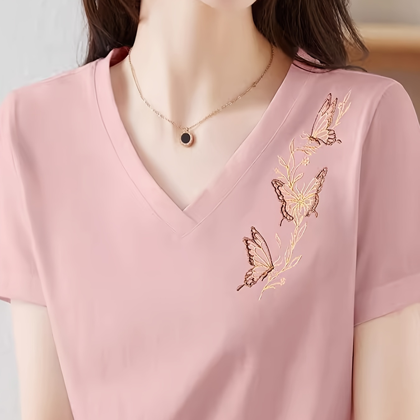 Butterfly Print V Neck T-shirt, Chic Short Sleeve Top For Spring & Summer, Women's Clothing
Butterfly Print V Neck T-shirt, Chic Short Sleeve Top For Spring & Summer, Women's Clothing